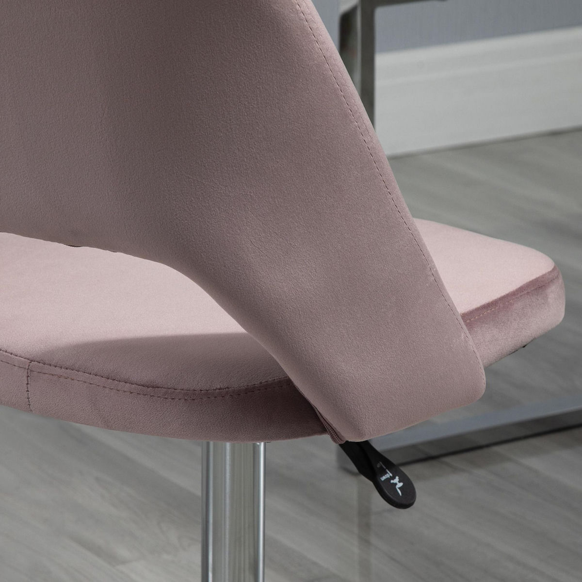 VINSETTO Vinsetto Chaise de bureau design contemporain dossier ergonomique ajouré strié hauteur réglable pivotante 360° piètement chromé velours rose poudré