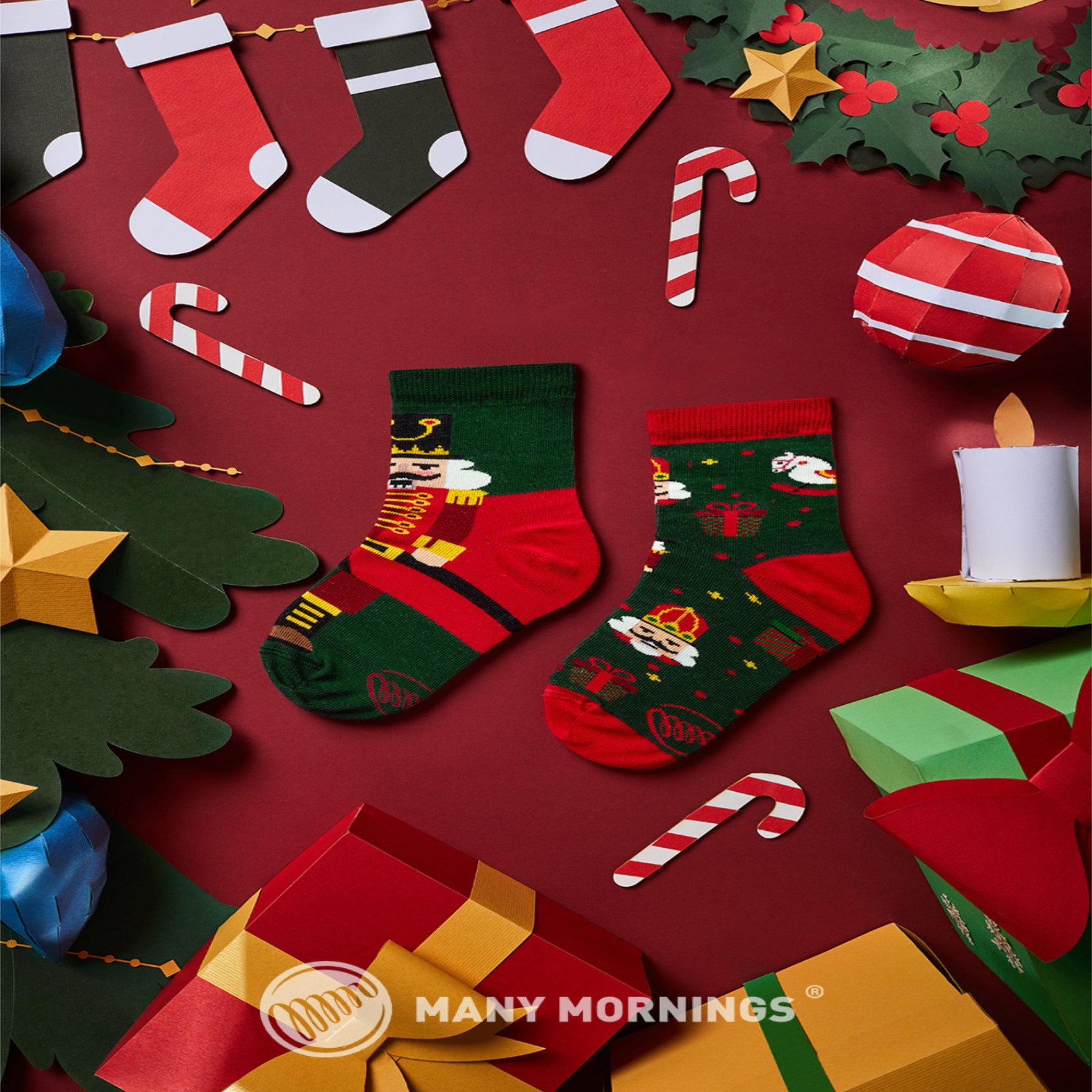 Voir la diapositive 3 : MANY MORNINGS Chaussettes enfants casse-noisettes