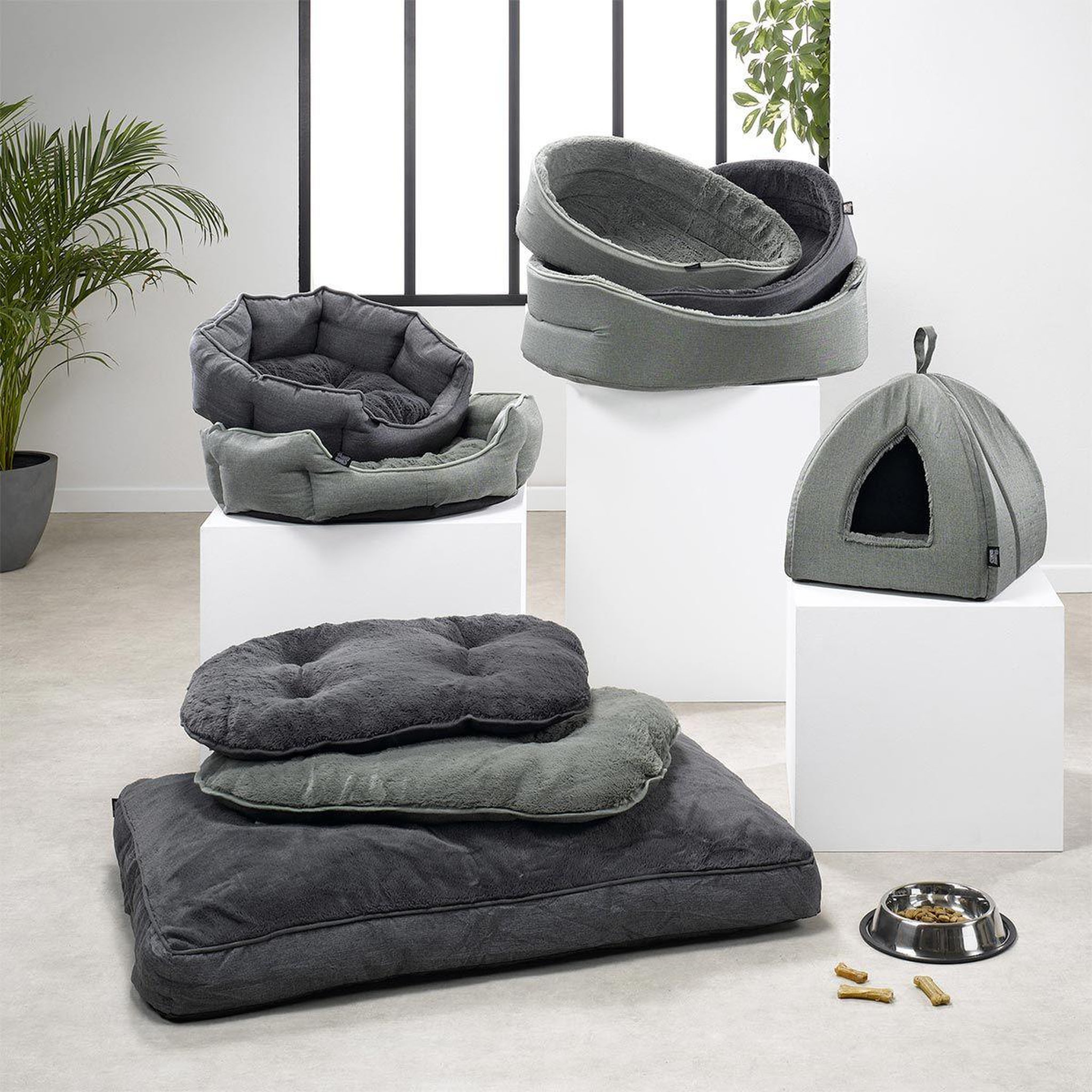 Voir la diapositive 2 : LOVE STORY Tente pour chien & chat  newton  38cm kaki