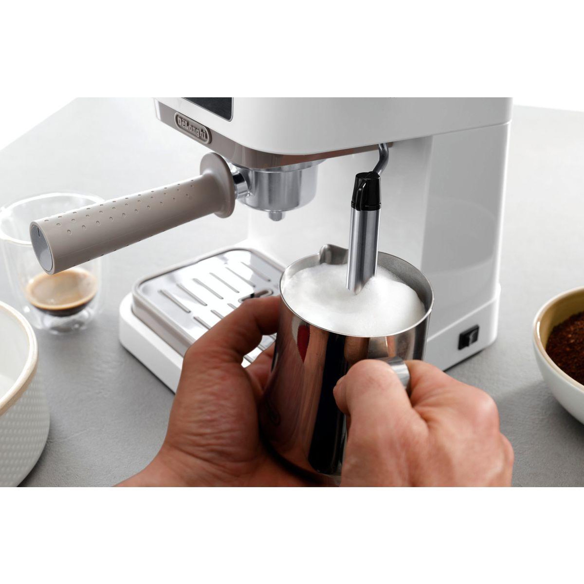 Voir la diapositive 4 : DELONGHI Machine à expresso EC260.WH Stilosa