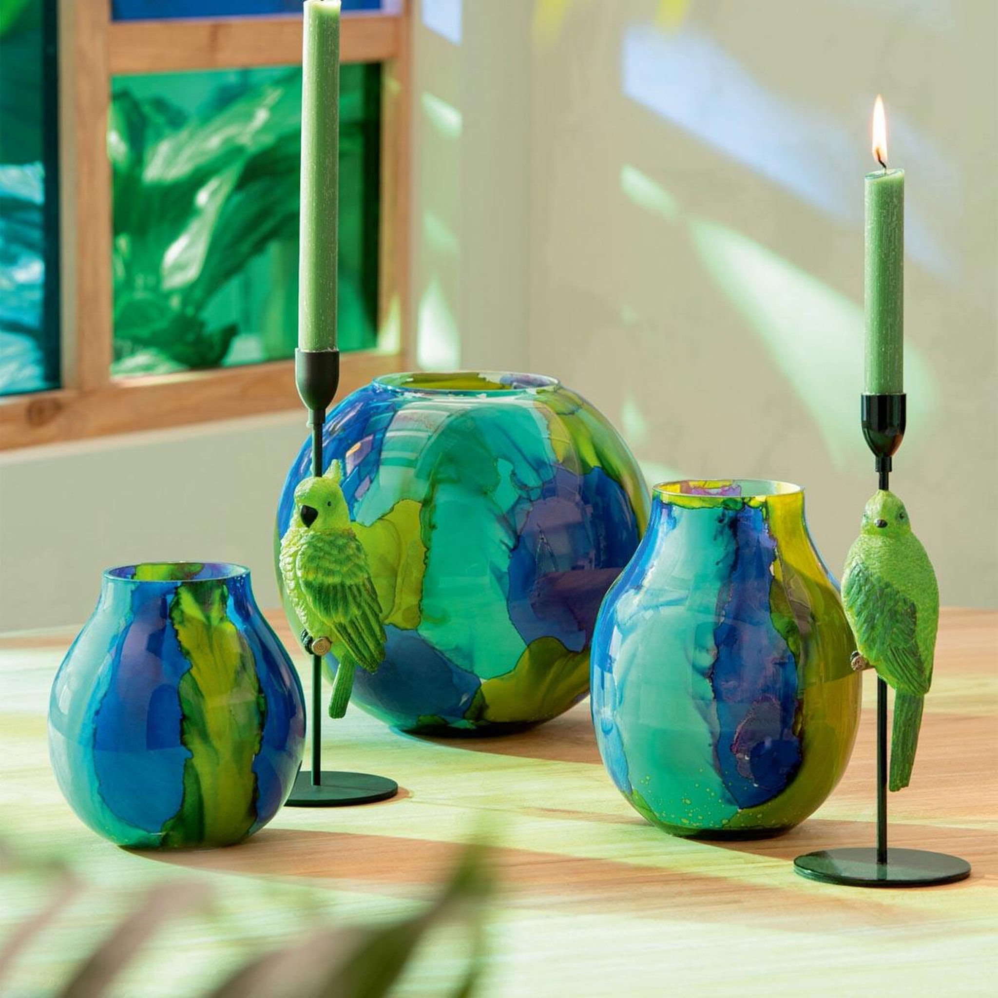Voir la diapositive 2 : J-LINE Photophore dégradé en verre  aurore  16cm bleu
