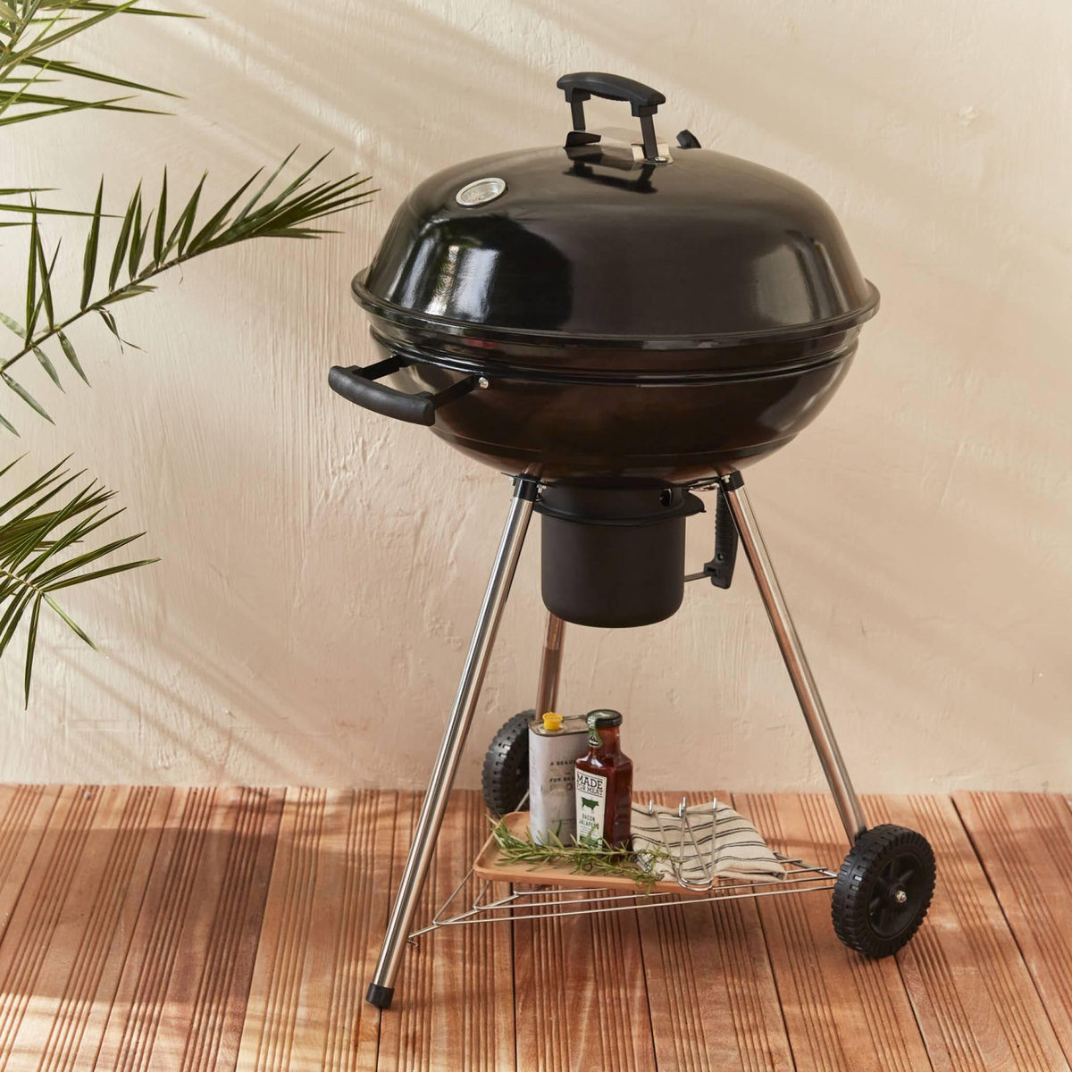 SWEEEK Barbecue charbon de bois Ø57cm - Georges - Noir émaillé. barbecue avec aérateurs. émaillé. fumoir. récupérateur de cendres