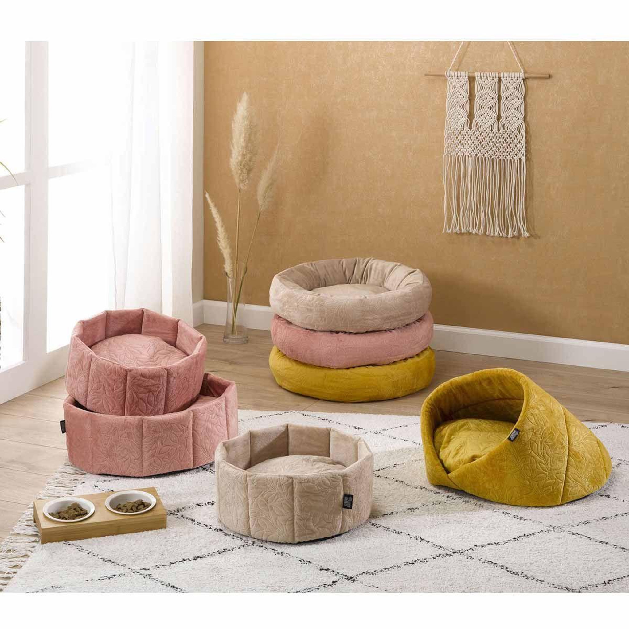 Voir la diapositive 5 : LOVE STORY Panier rond chien & chat  boho  50cm moutarde