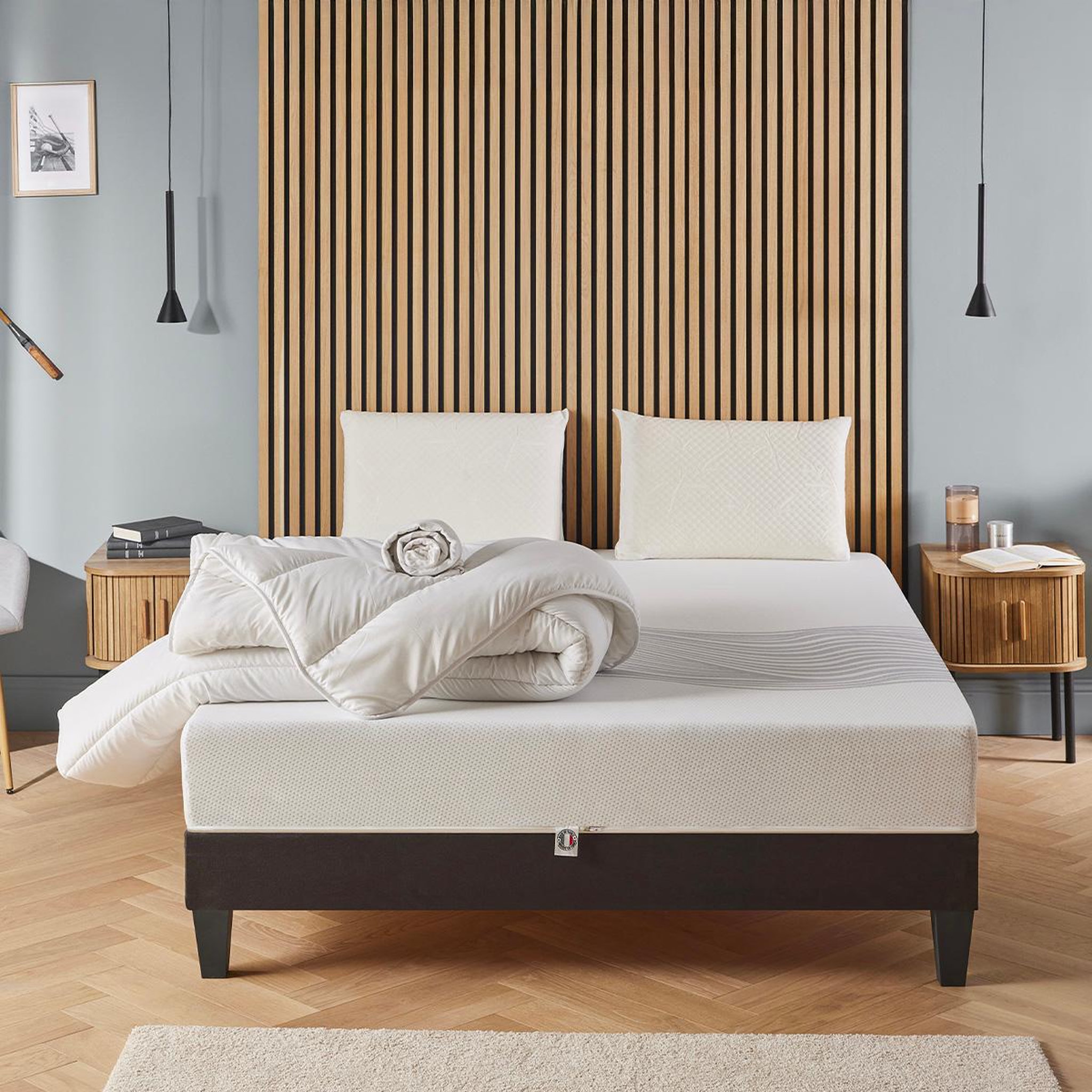 Voir la diapositive 2 : OLYMPE LITERIE Olympe literie | pack prêt à dormir sensitive | matelas mémoire de forme + sommier + accessoires