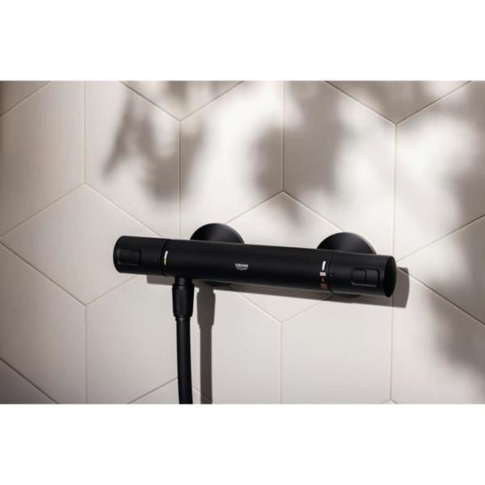 Voir la diapositive 2 : Grohe Mitigeur thermostatique douche - grohe precision start - noir mat - economie d'eau