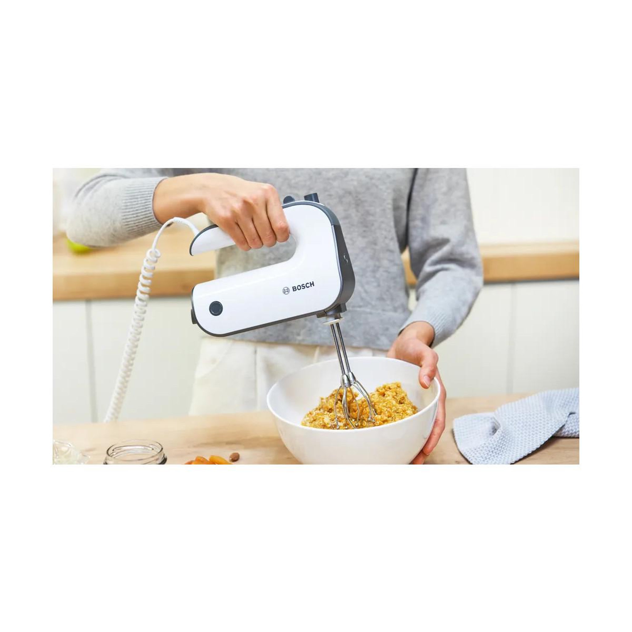 Voir la diapositive 3 : BOSCH Batteur électrique 850w blanc - mfq49300