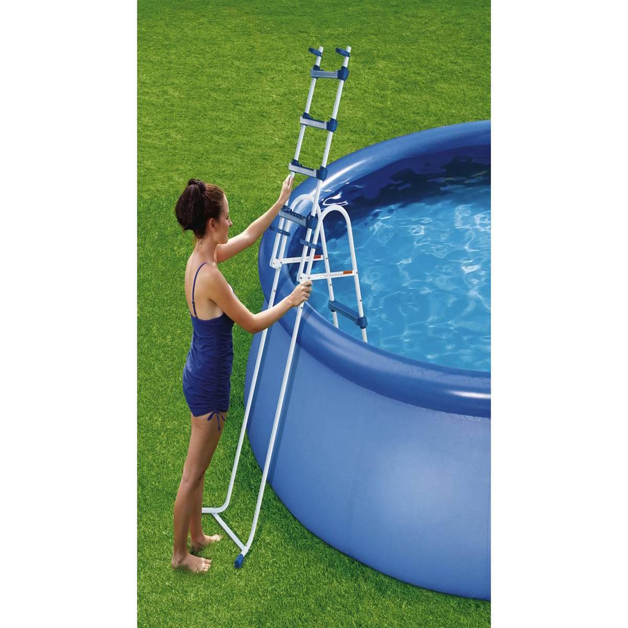 Voir la diapositive 3 : Habitat et Jardin Echelle piscine - hauteur 1,32m