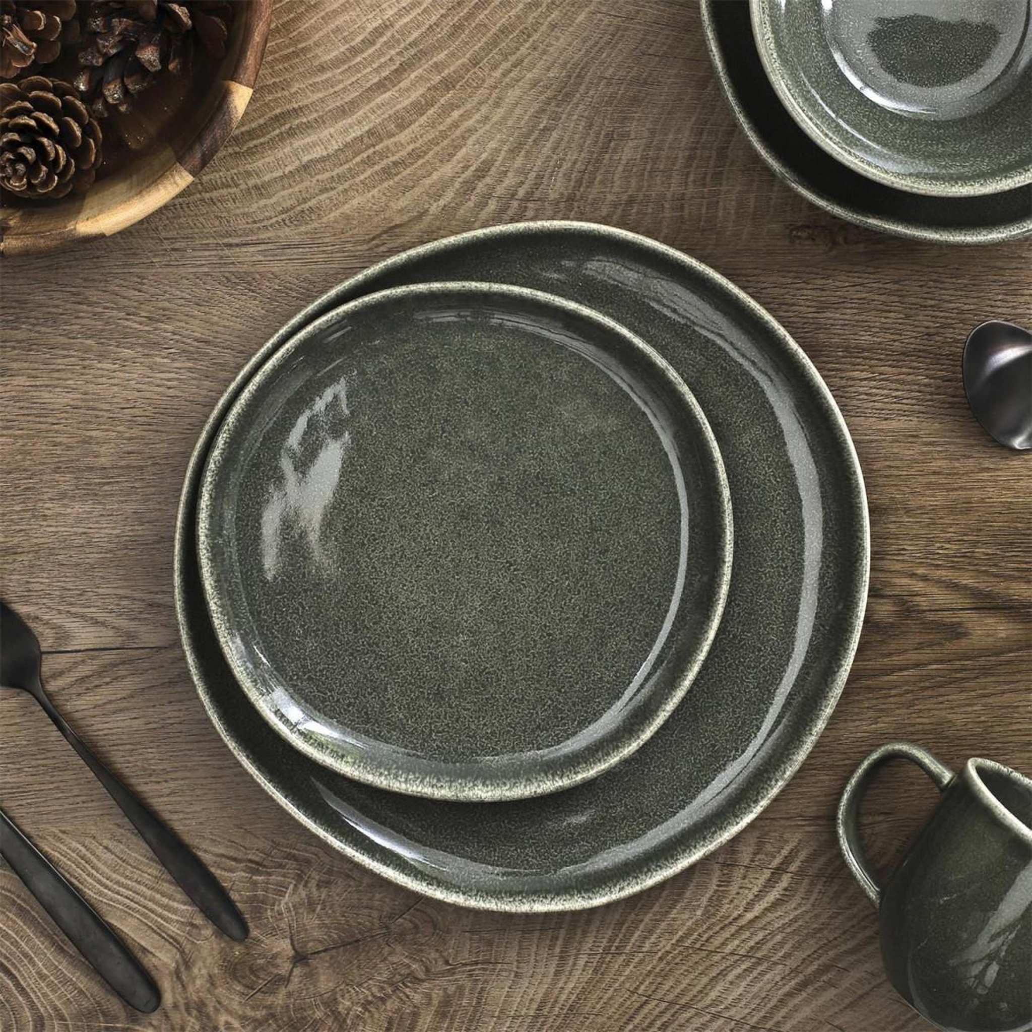 Voir la diapositive 3 : The Home Deco Factory Lot de 6 assiettes à dessert  black forest  20cm vert
