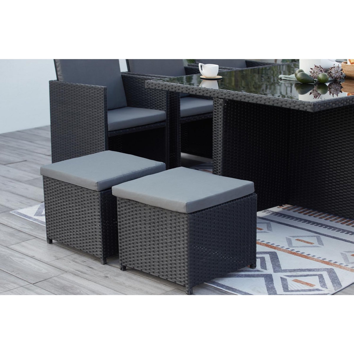 CONCEPT USINE Table et chaises 10 places encastrables en résine noir-gris MONACO