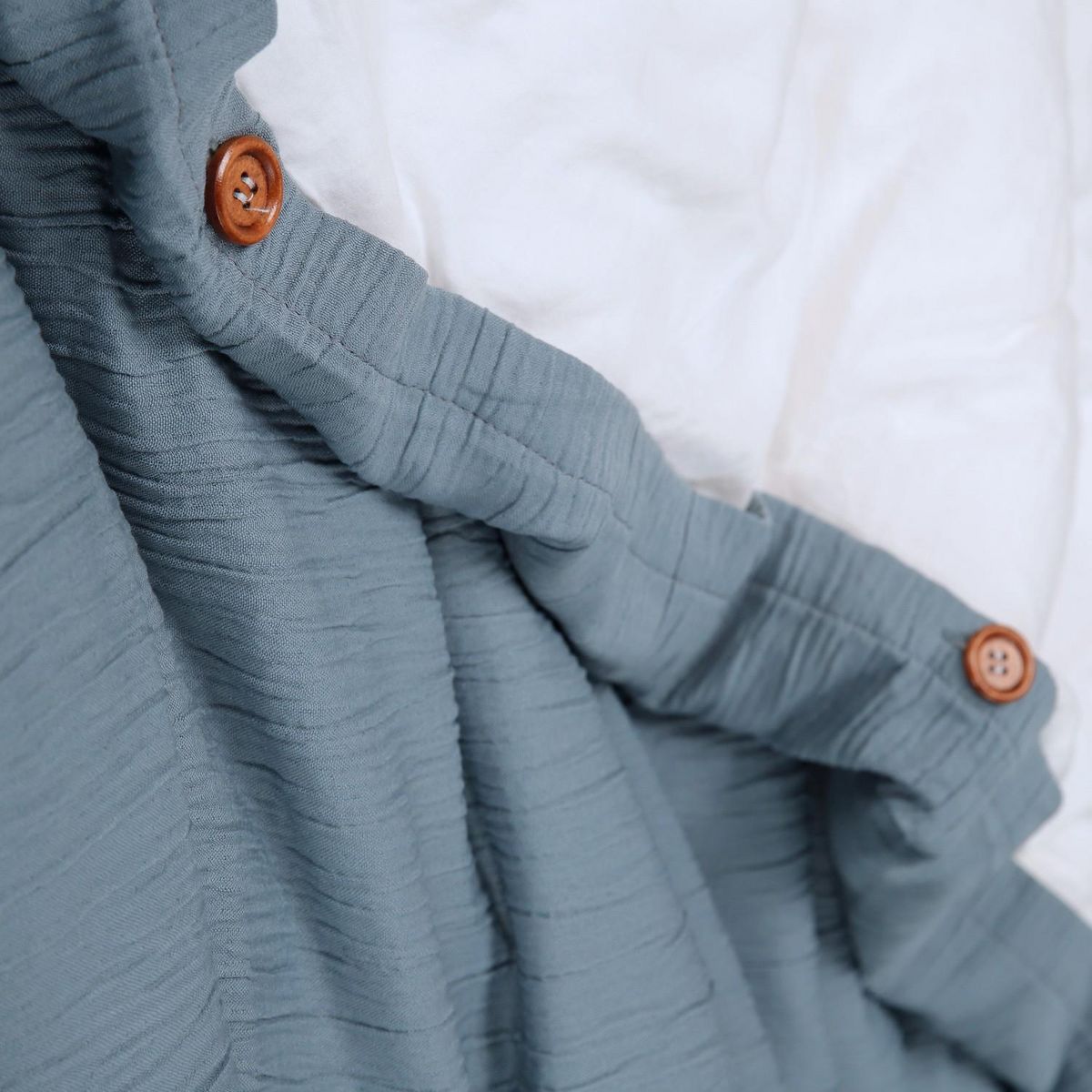 Les Ateliers du Linge Parure Gaze De Microfibre 260x240cm Bicolore Bleu Petrole + Blanc