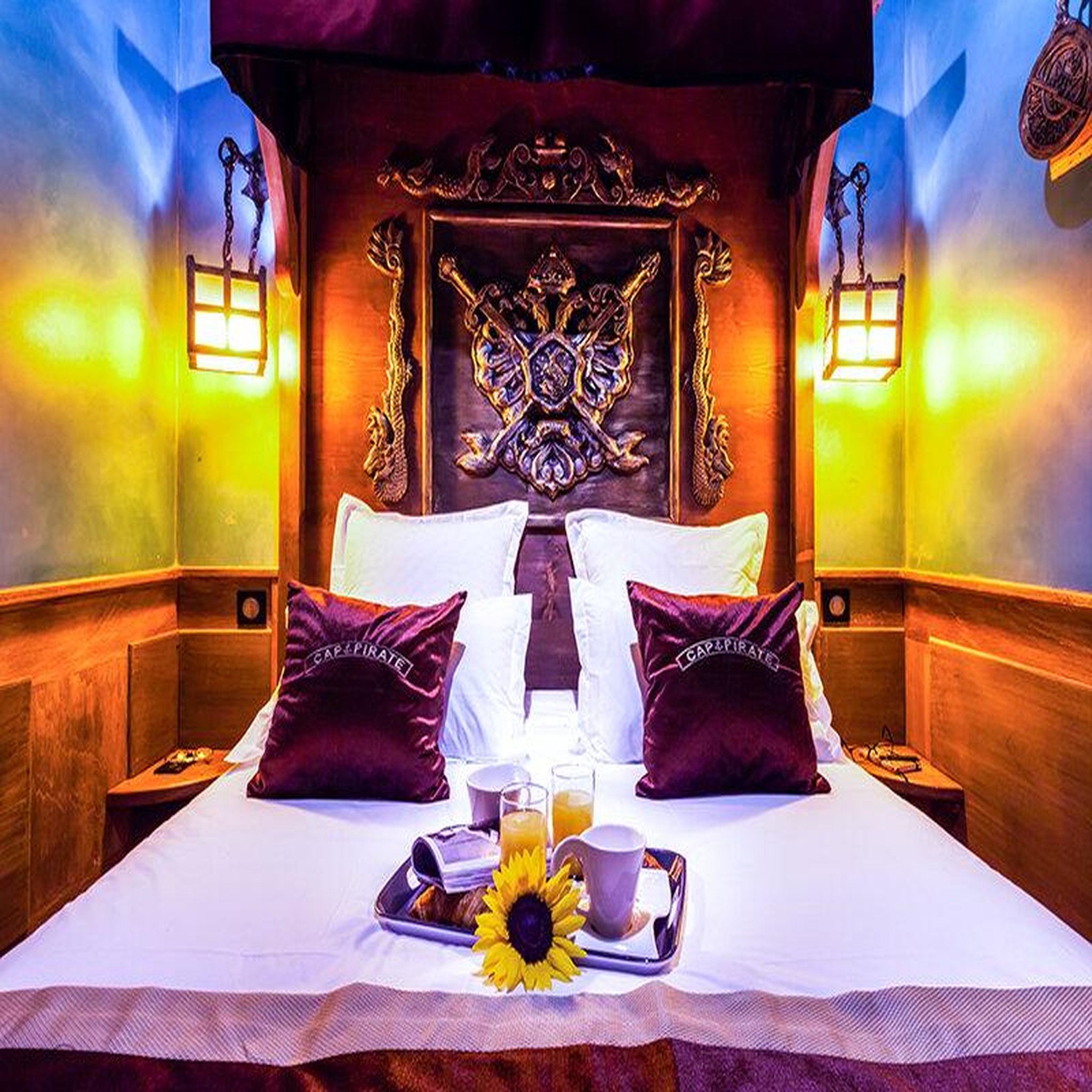 Voir la diapositive 2 : Smartbox Séjour en famille en hôtel 4* avec nuit en suite, jeux et accès au parc aquatique pirates world - coffret cadeau séjour