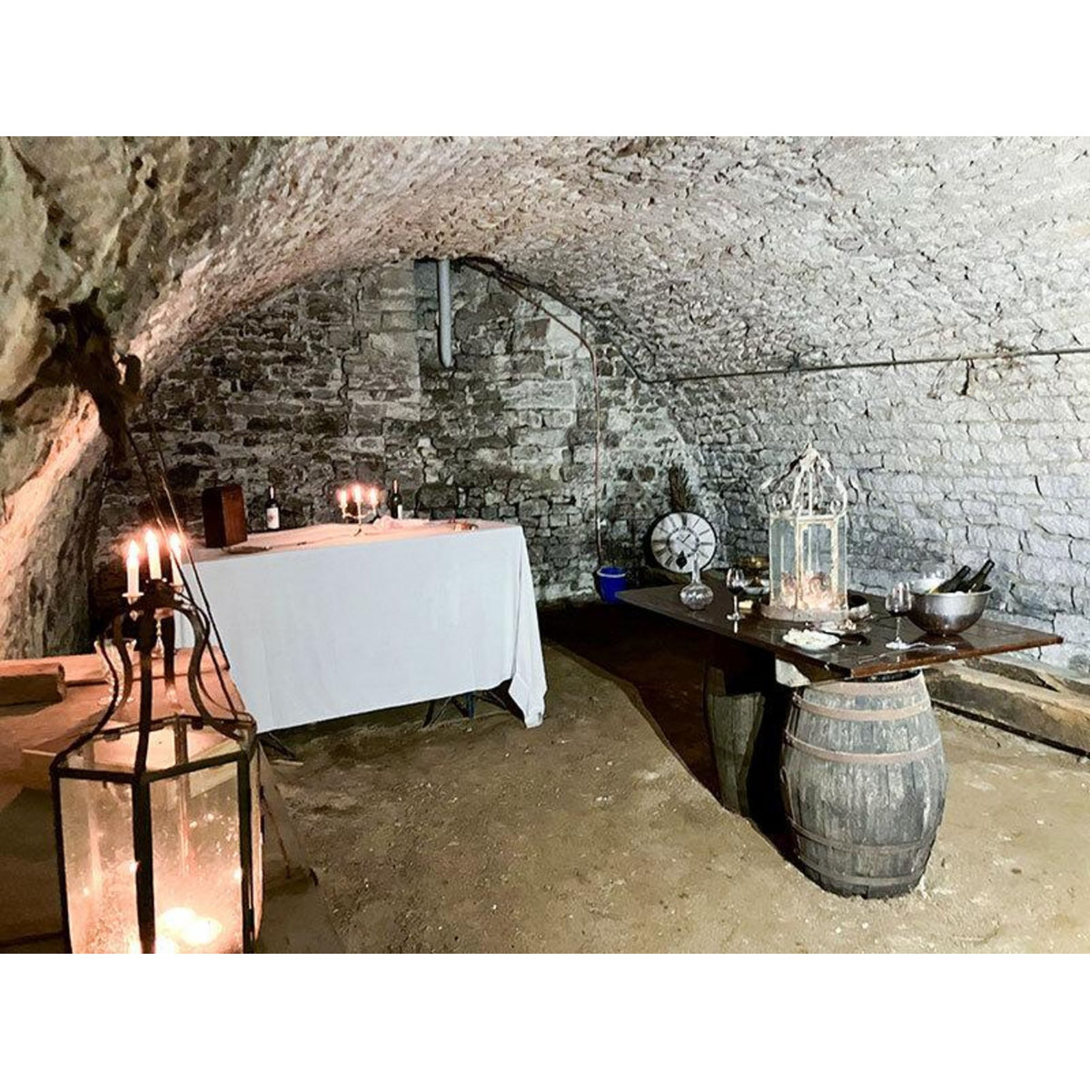 Smartbox 2 journées autour du vin près d'Auxerre : repas, cours d'œnologie et visite - Coffret Cadeau Gastronomie