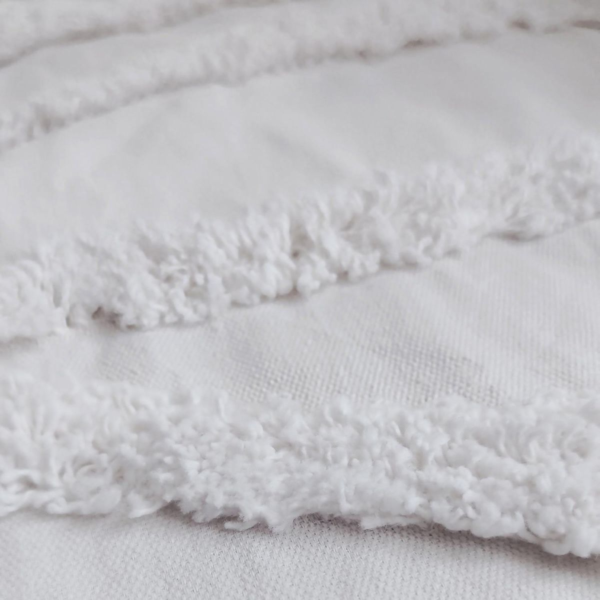 SOLEIL D'OCRE Rideau à oeillets 135x250 cm TUFT blanc, par Soleil d'Ocre