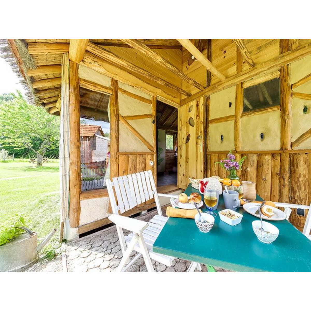 Smartbox Escapade insolite dans les Vosges : 2 jours en cabane pour toute la famille - Coffret Cadeau Séjour