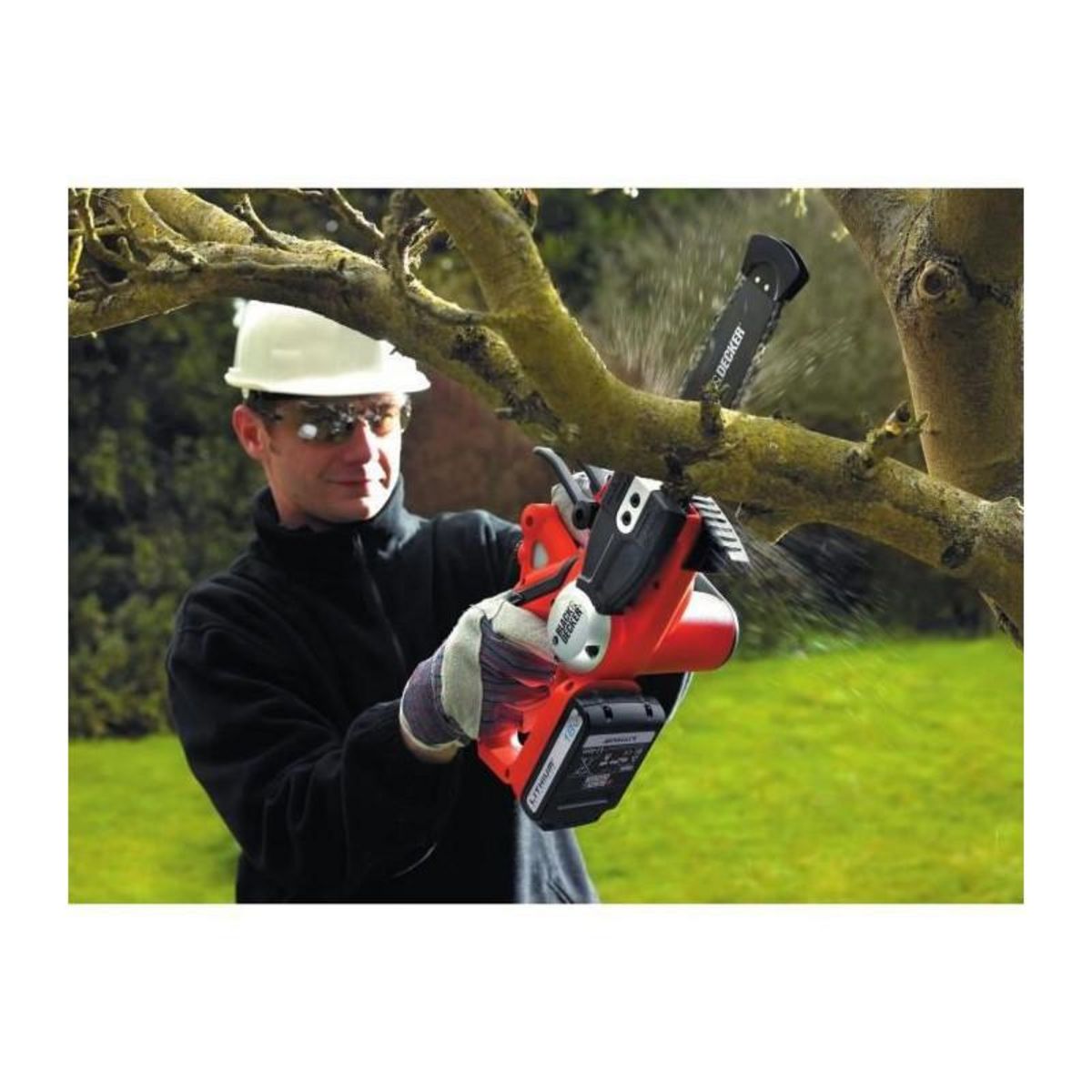 Black et Decker BLACK+DECKER Elagueuse sans fil 20 cm 18V - Livree avec 1 batterie Lithium 18V 2Ah et chargeur 5Ah