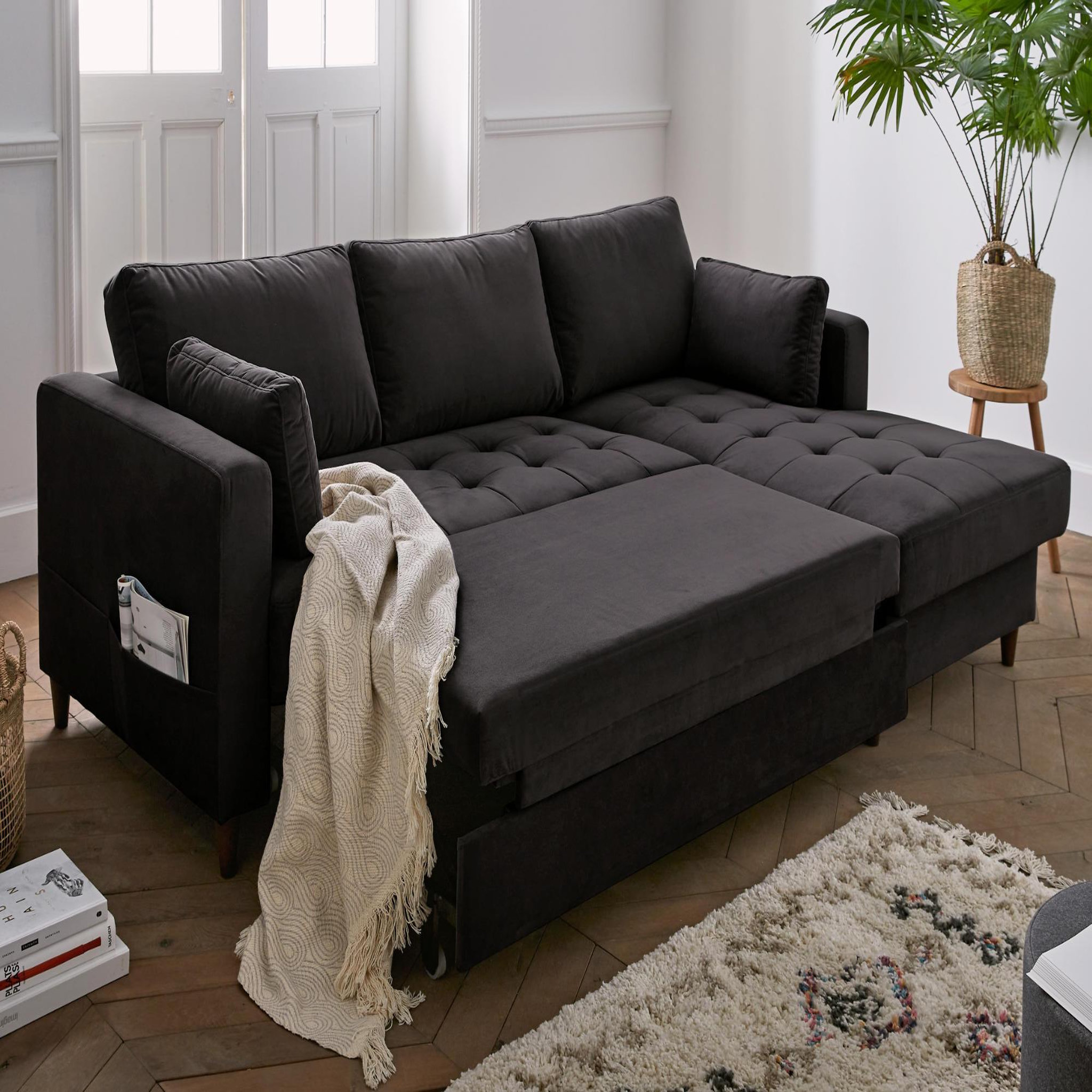 Voir la diapositive 3 : BEST MOBILIER Anna - canapé d'angle droit - 4 places - convertible avec coffre - en velours