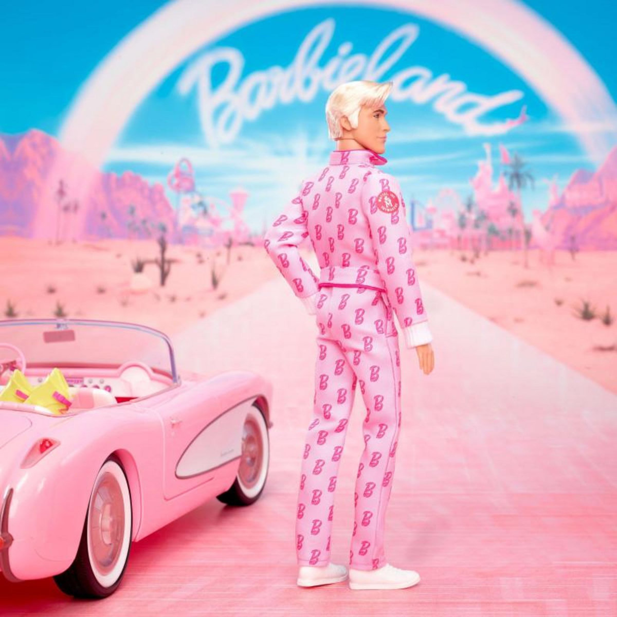 BARBIE Barbie - Poupée film - Ken combinaison Rose - JCP80