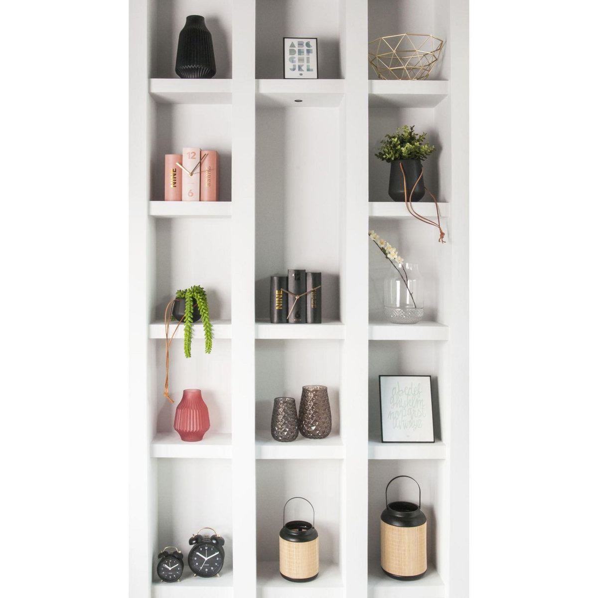 PRESENT TIME Cache-pot design suspendu small Skittlie