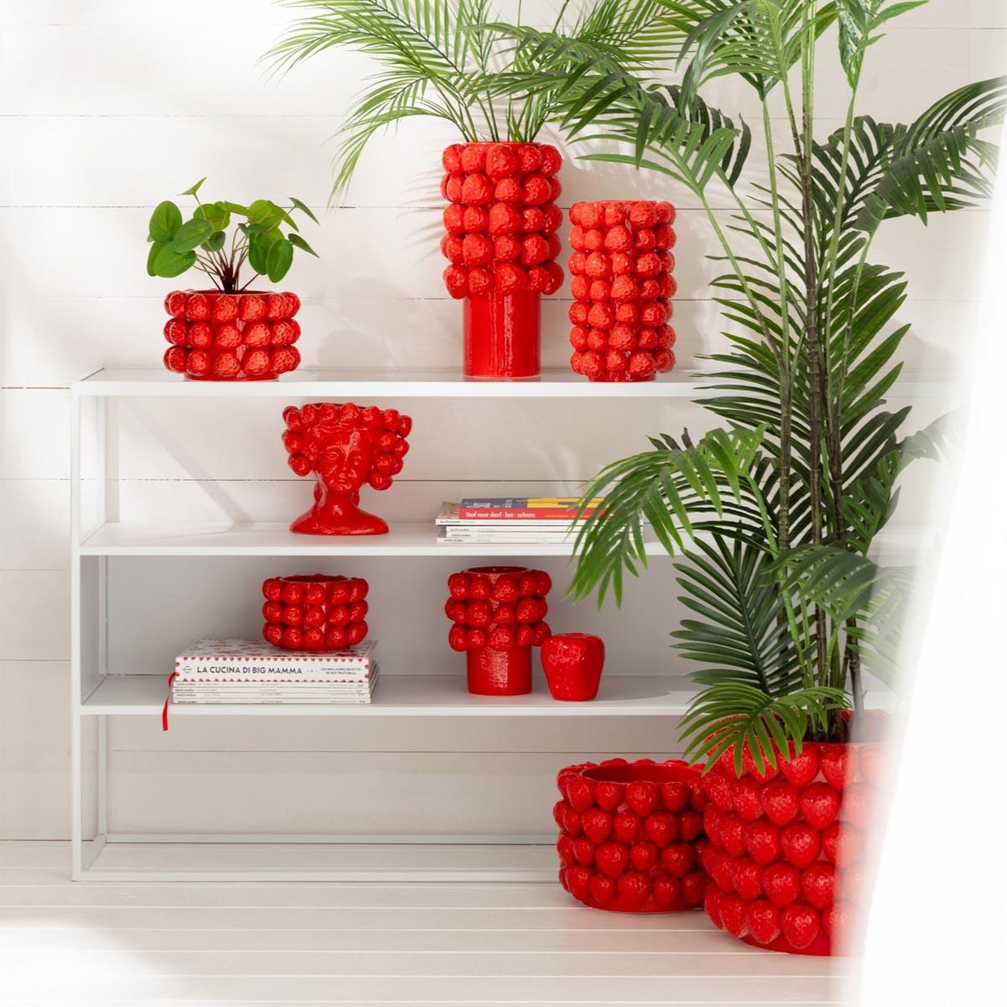 Voir la diapositive 3 : J-LINE Vase déco en céramique  fraise  34cm rouge
