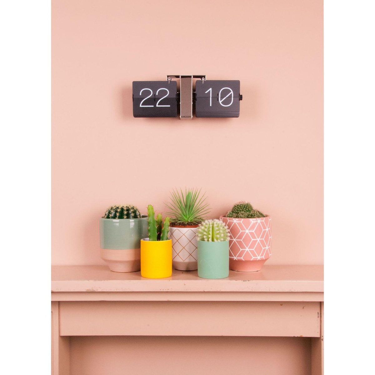 Karlsson Horloge à poser design vintage No Case
