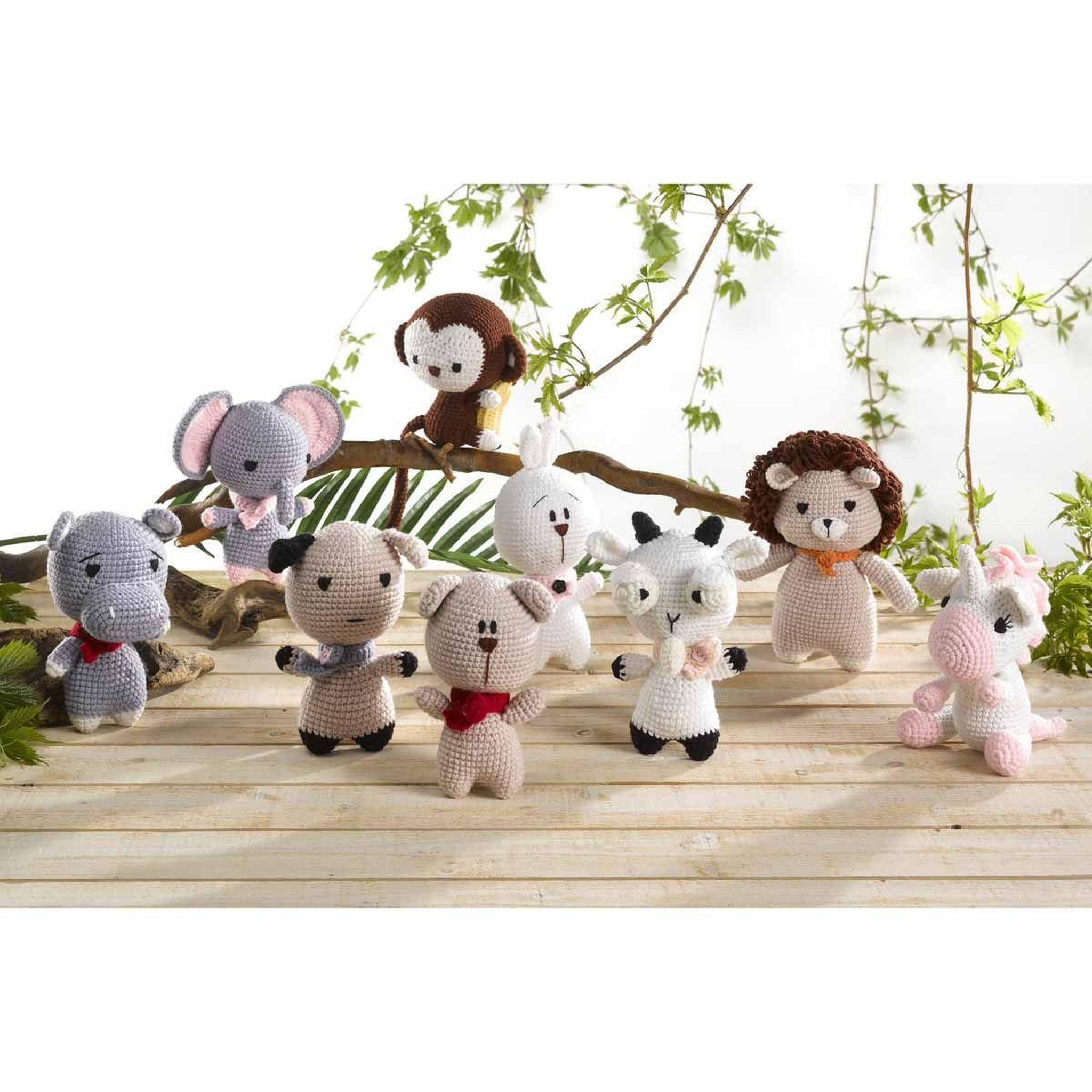 Voir la diapositive 4 : HOMEA Kit Complet Amigurumi  Valentin le Lapin  17cm Blanc