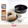 Voir la diapositive 2 : ZENKER Set avec 1 Moule à manqué et à savarin 28 cm, 1 spatule Zenker et 2 bols à mixer en inox Fackelmann