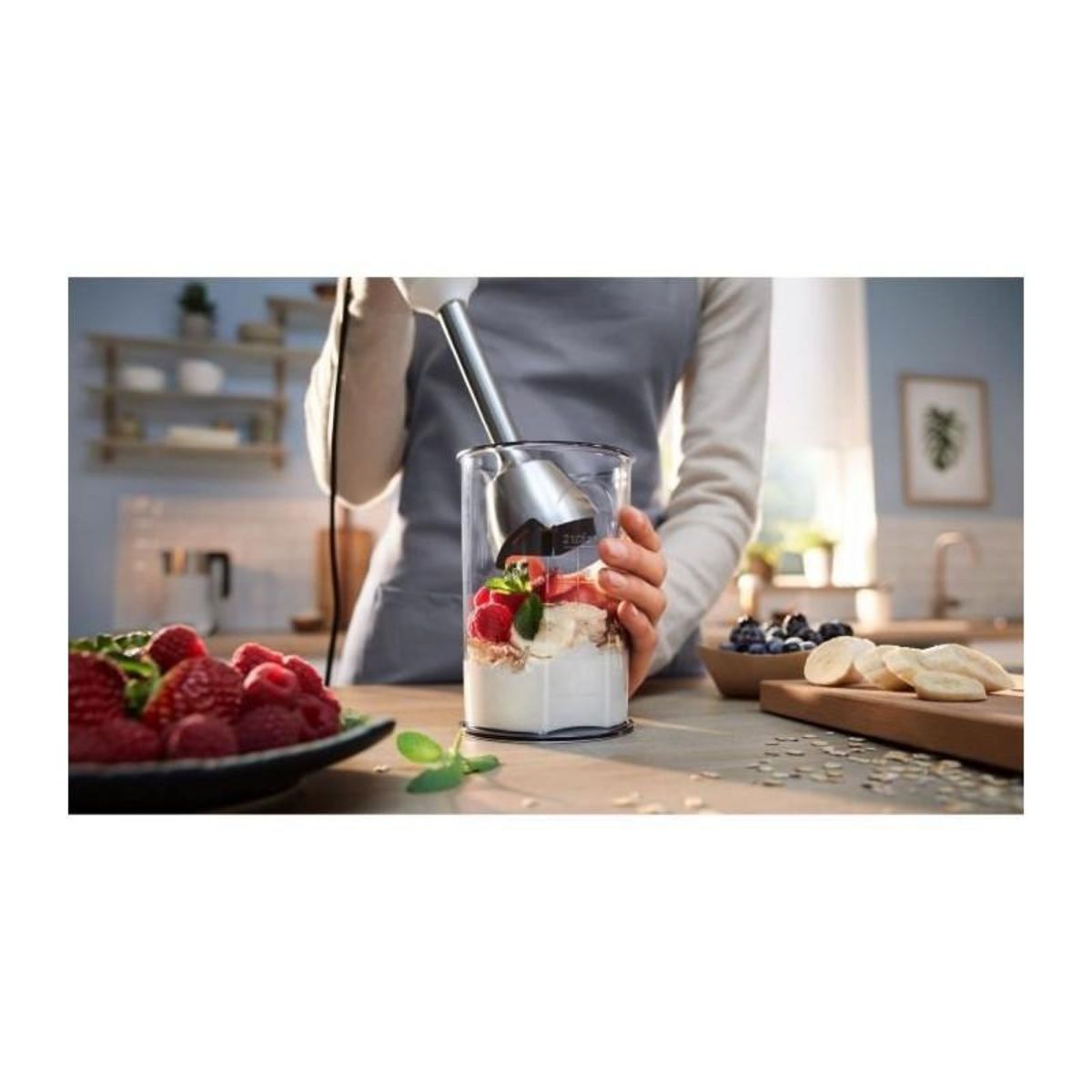 BOSCH Mixeur plongeant - BOSCH - MSM4W410 ErgoMaster - Moteur 800W - 4 lames QuattroBlade - Levier vitesses a gachette + turbo