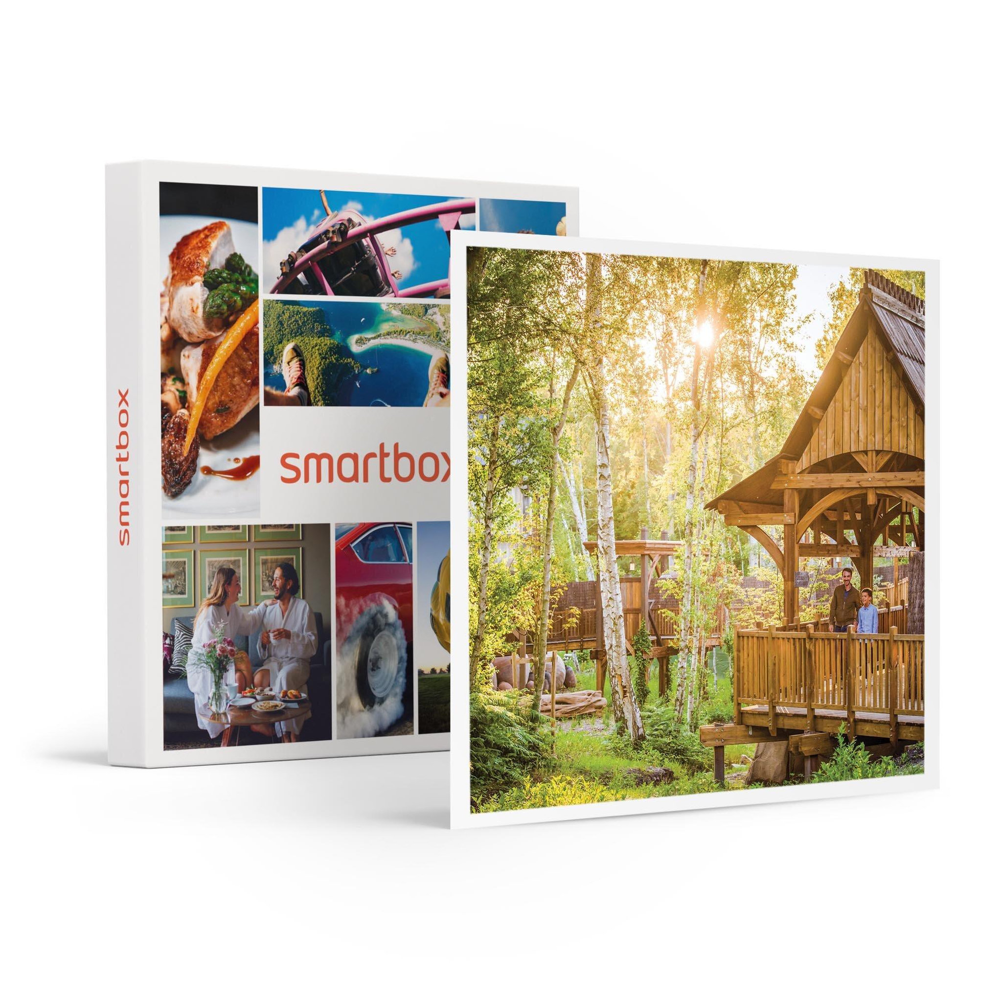Voir la diapositive 1 : Smartbox Parc Astérix 2025 - Séjour 2 jours / 1 nuit - Hôtel La Cité Suspendue en haute saison - Coffret Cadeau Séjour
