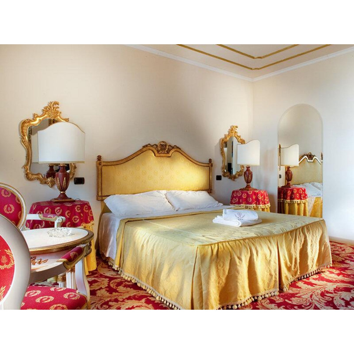 Smartbox Séjour de charme en Italie : 2 jours sur le lac de Garde - Coffret Cadeau Séjour