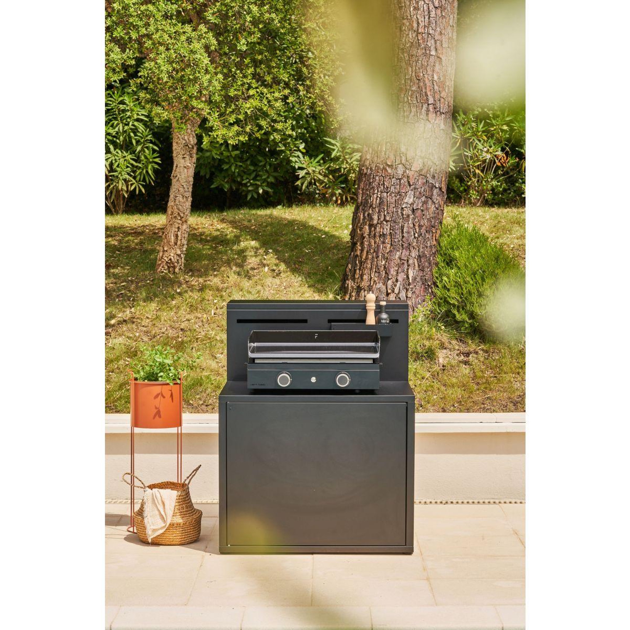 Voir la diapositive 2 : FORGE ADOUR Meuble de cuisine extérieure spaf cbn meube pour plancha, porte rangement, pieds réglables, largeur 90 cm