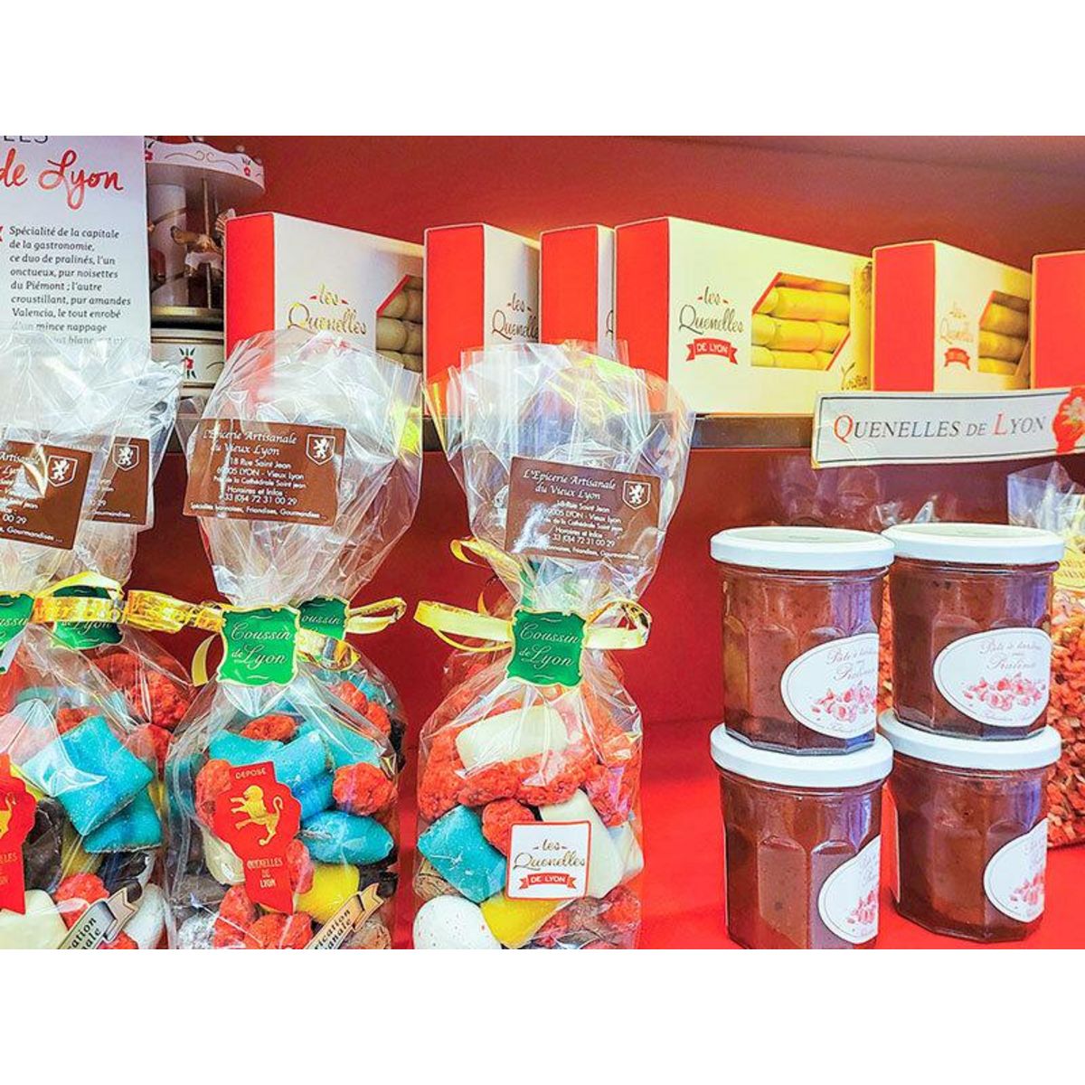 Smartbox Visite insolite et gourmande de Lyon durant 2h à bord de vélos taxi en famille - Coffret Cadeau Sport & Aventure