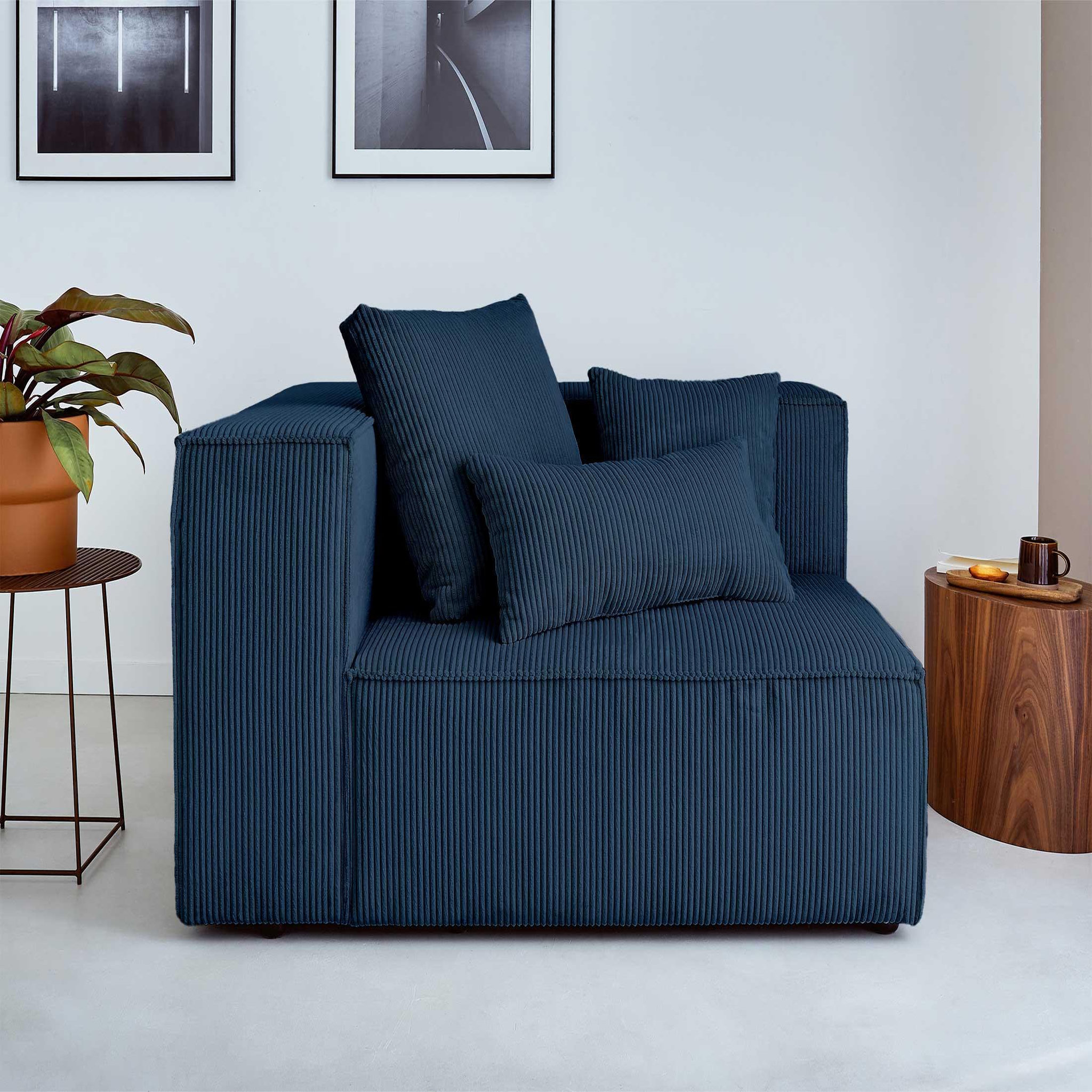 Voir la diapositive 2 : BEST MOBILIER Colombine - module d'assise gauche - en velours côtelé