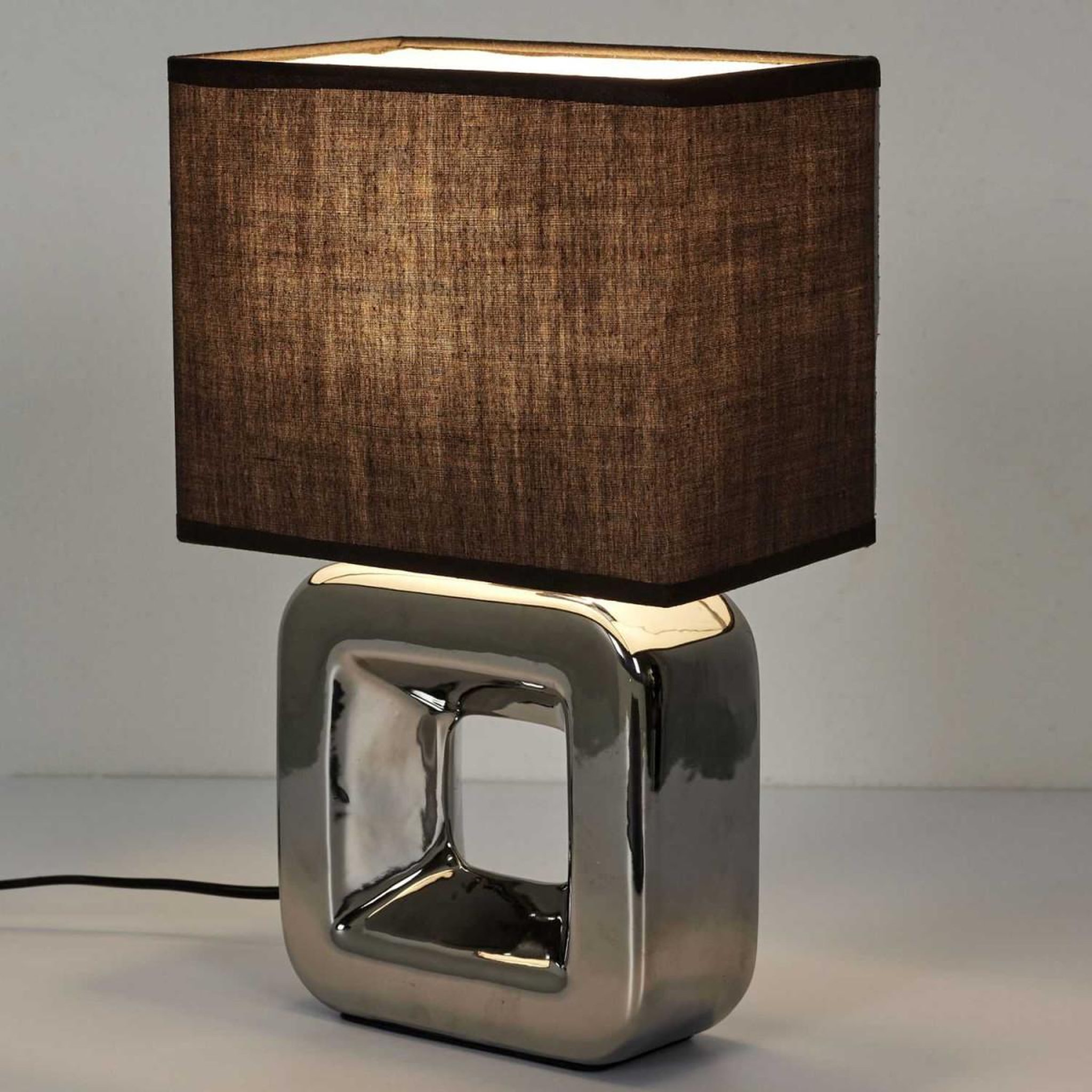 Voir la diapositive 4 : The Home Deco Factory Lampe à poser en porcelaine  chromée  32cm argent