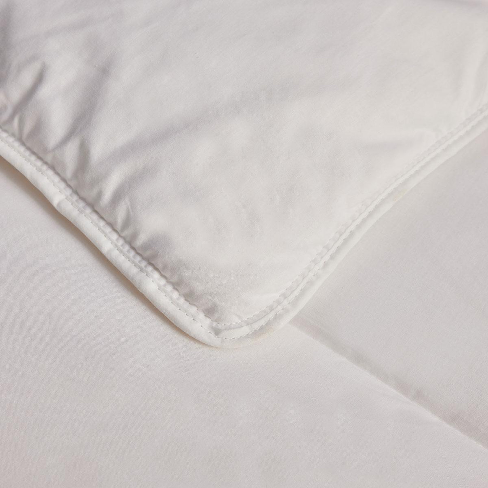 Voir la diapositive 4 : DUNLOPILLO Couette douce nuit - chaude