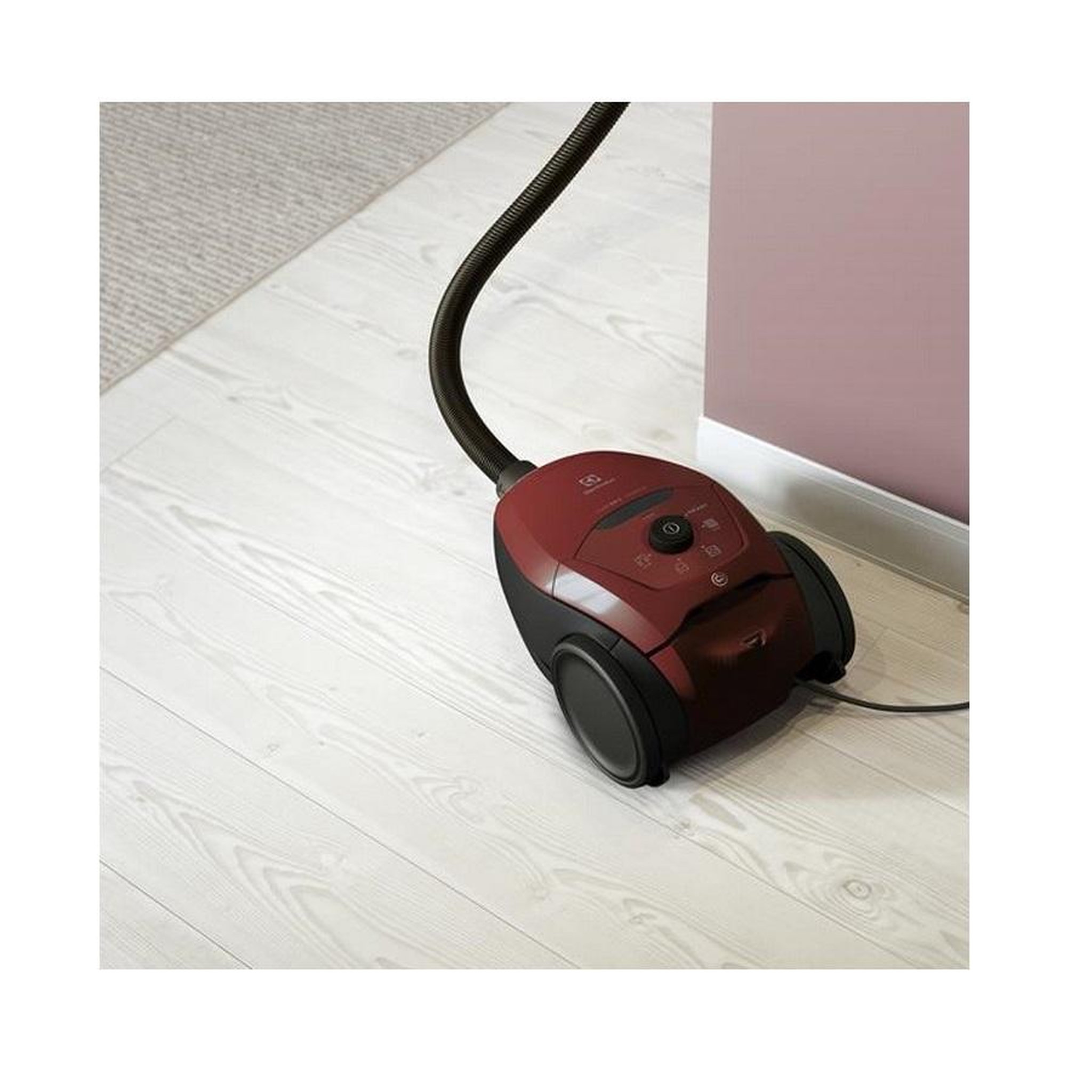 Voir la diapositive 5 : ELECTROLUX Aspirateur traineau 500w 57db rouge - pd824cr