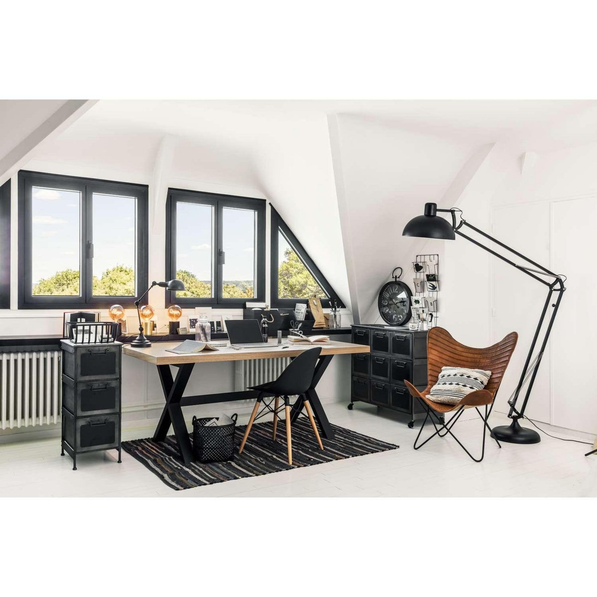 ATMOSPHERA Table à manger en bois pour 6 personnes STEJA - Marron et noir