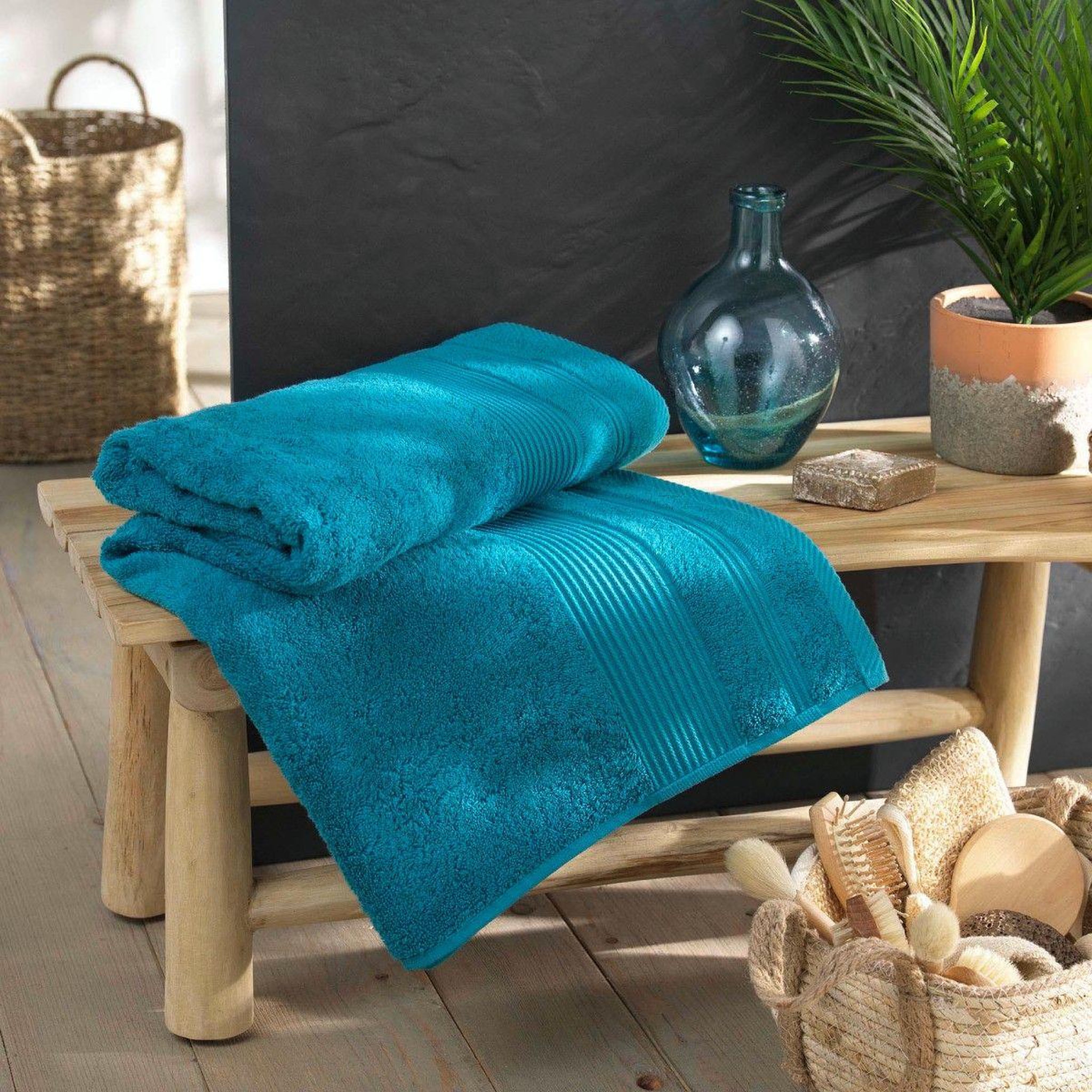 Voir la diapositive 3 : Douceur d'Intérieur Drap de bain  tendresse  90x150cm bleu paon