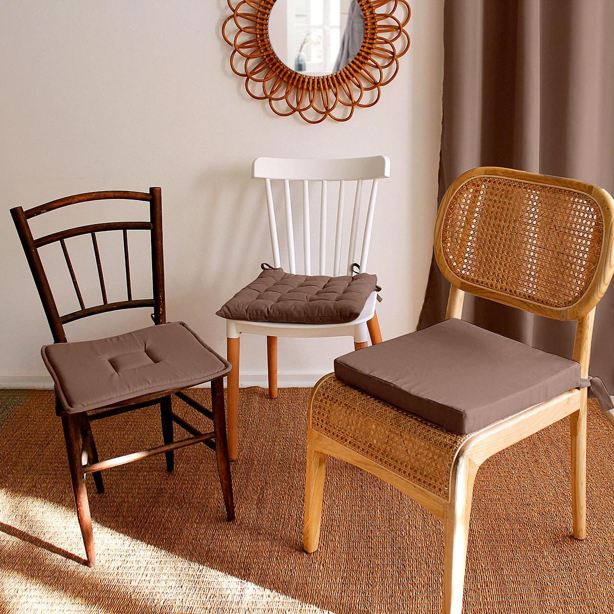 Voir la diapositive 2 : ENJOY HOME Galette de Chaise Piquée Uni  Panama  38x38cm Vison