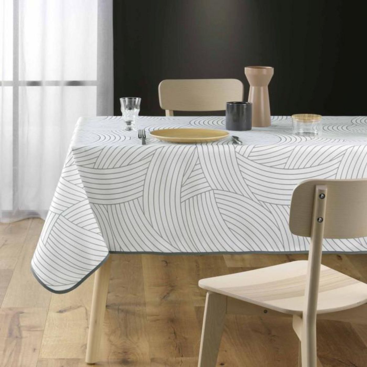 Paris Prix Nappe Antitache Imprimé  Linea  150x200cm Blanc