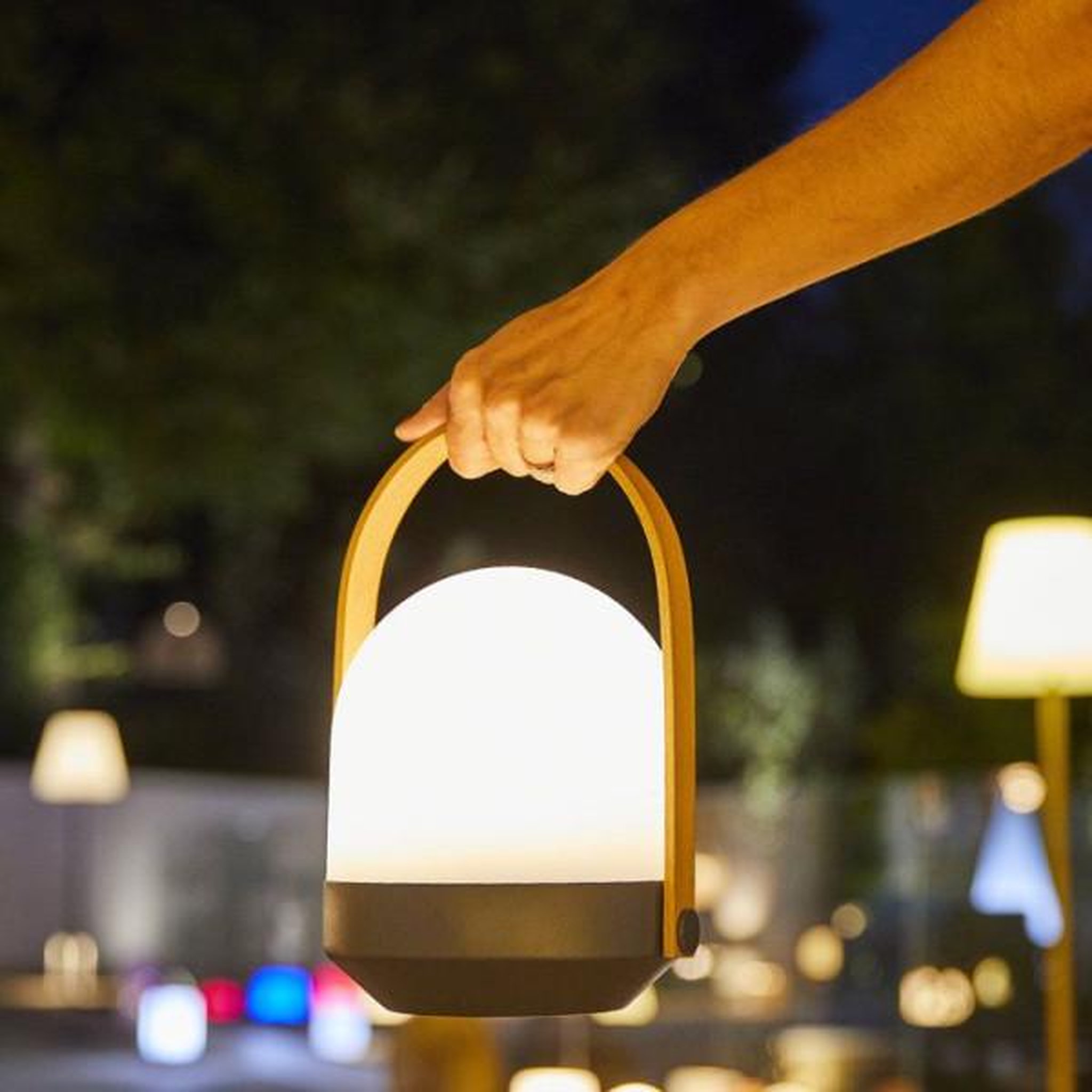 Voir la diapositive 6 : Lumisky Lampe LED Baladeuse sans fil et solaire poignée ba