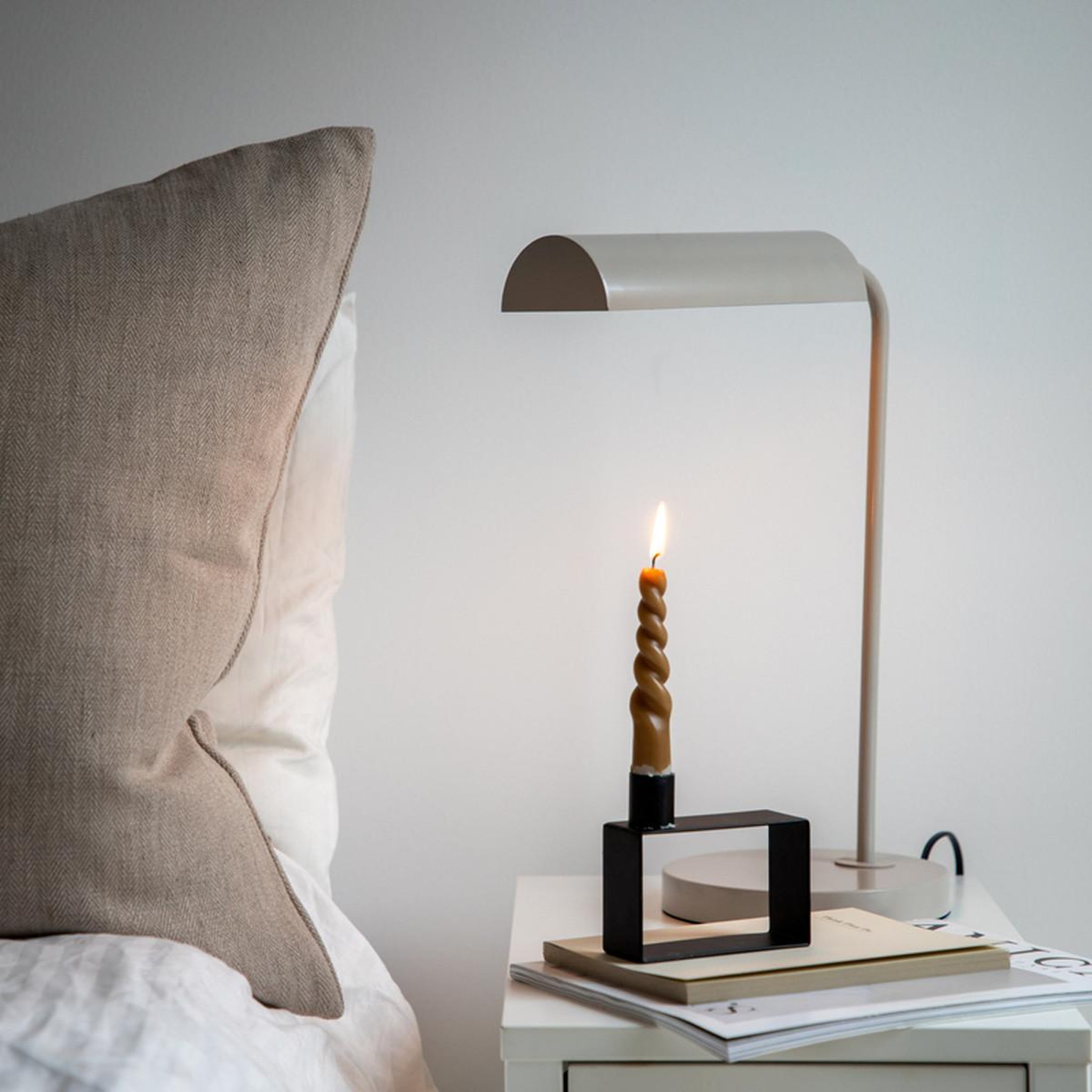 Voir la diapositive 6 : Paris Prix Lampe à poser design  harmonica  43cm beige
