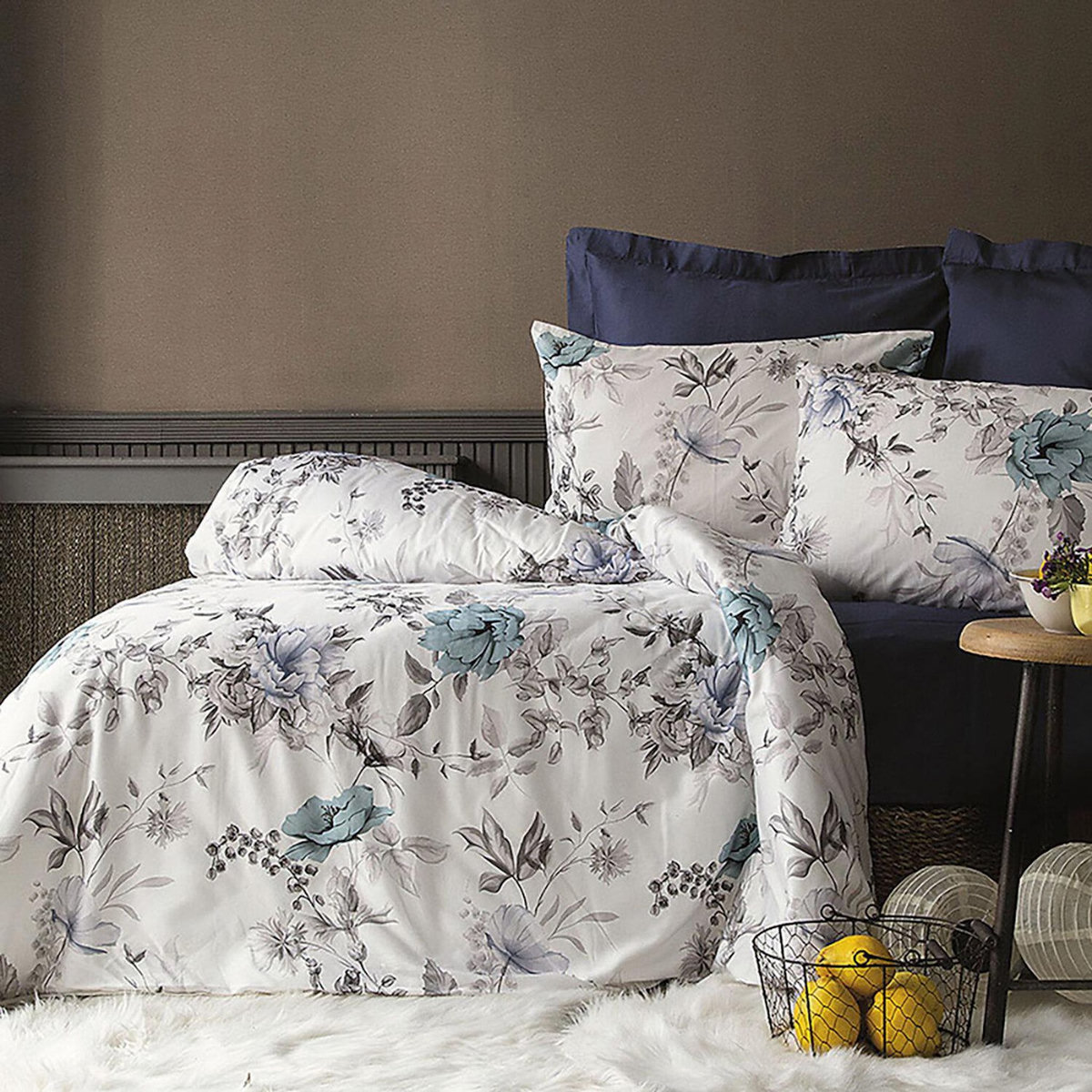 Home collection Parure Housse de couette 3 pcs 240x220 cm 100% satin de coton 82 fils imprimé. Laterna