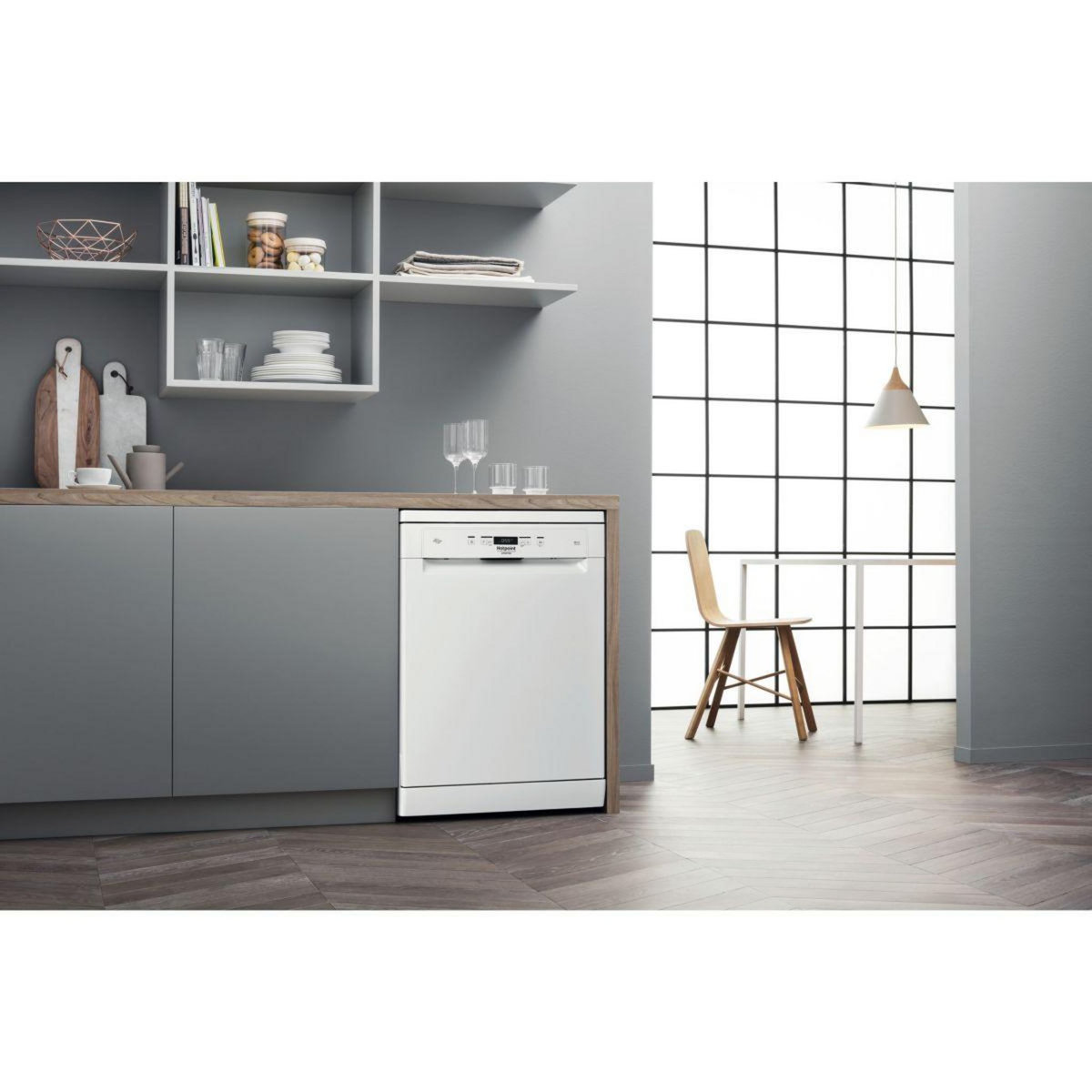 HOTPOINT Lave vaisselle 60 cm HFC3C34W