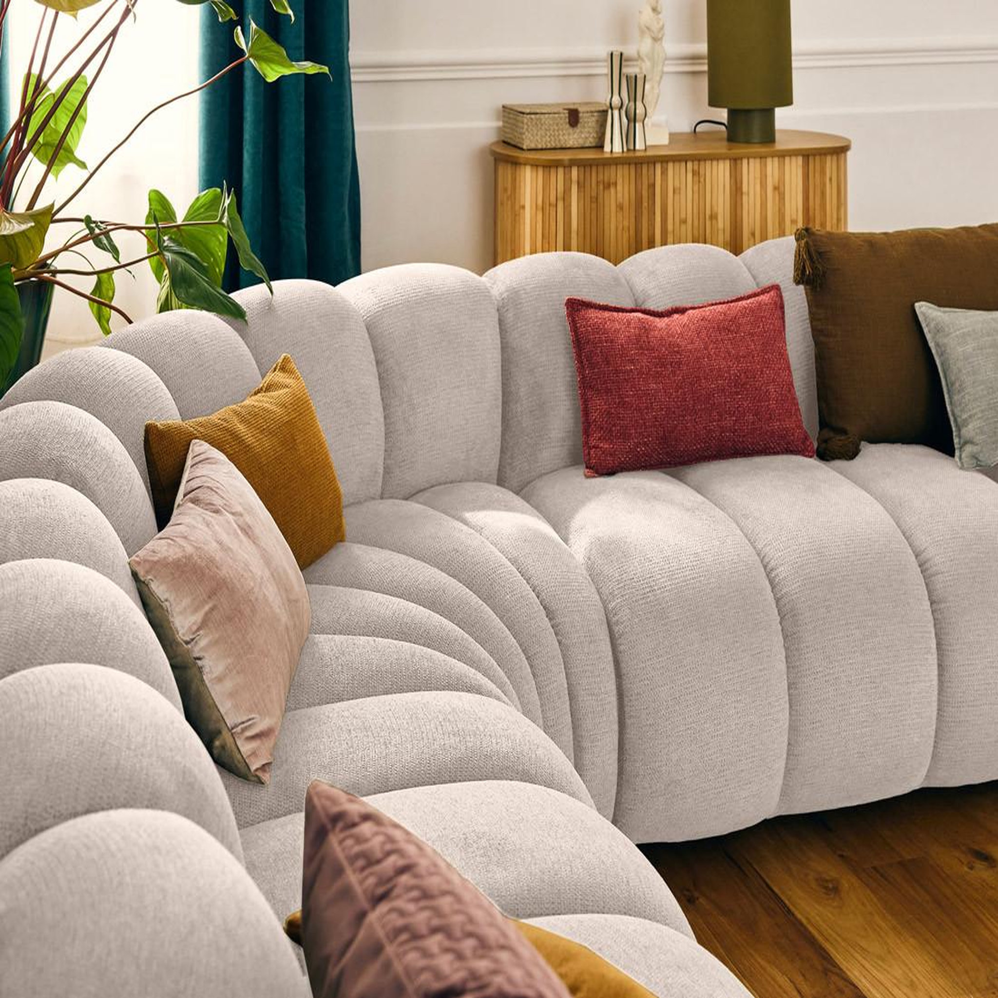 Voir la diapositive 6 : LISA DESIGN Debbie - canapé modulable d'angle droit 5 places en tissu texturé