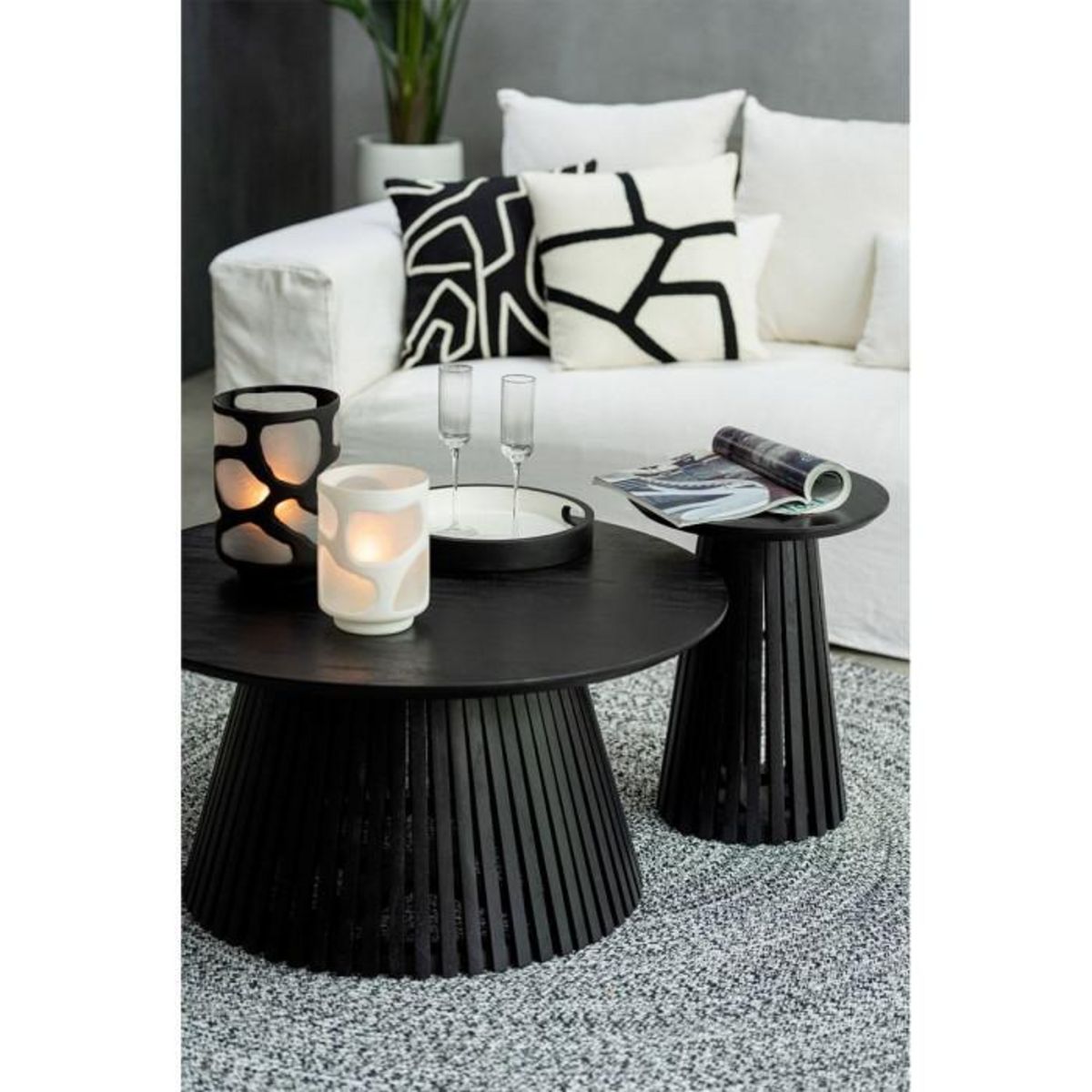Paris Prix Table d'Appoint Design en Bois  Vincent  40cm Noir