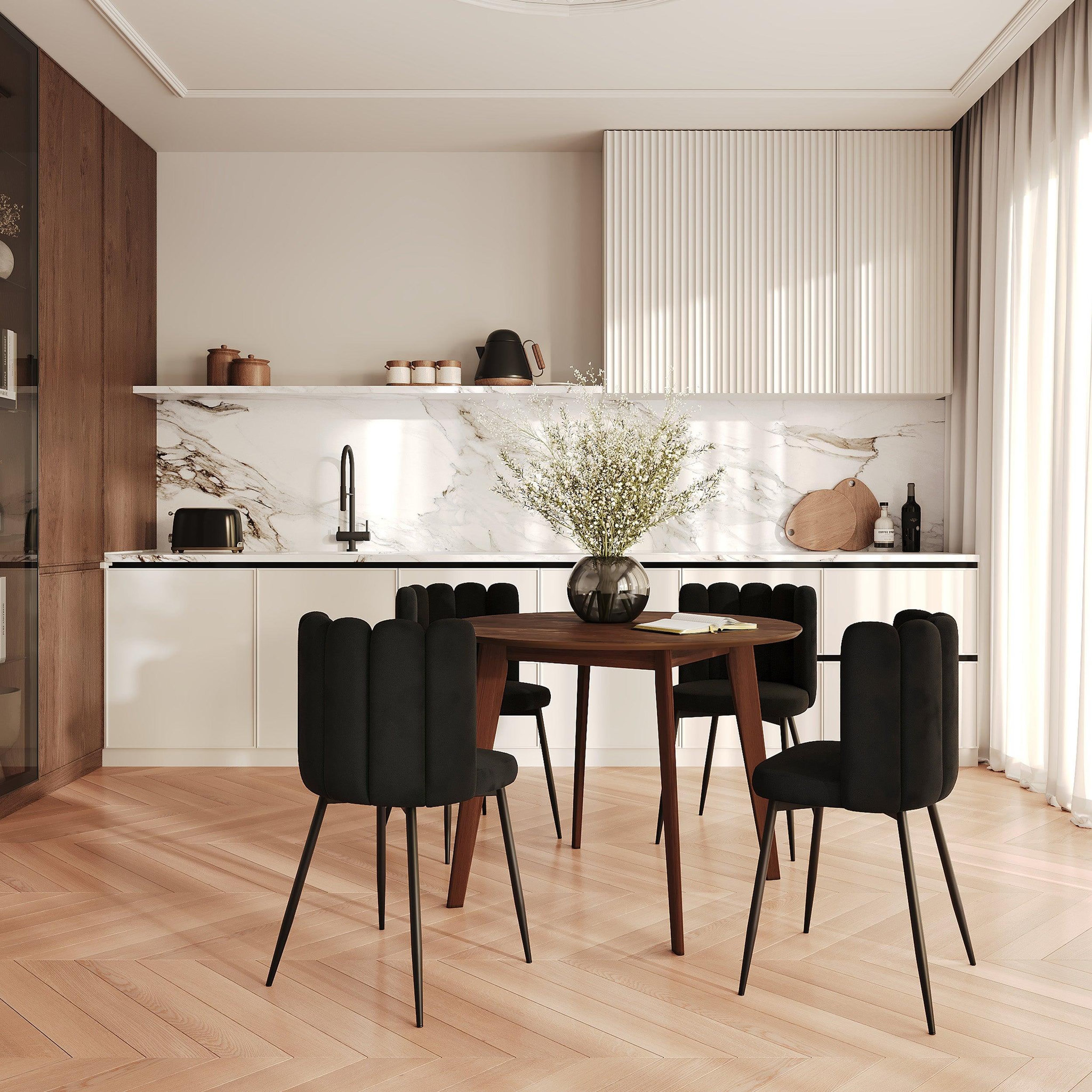 Voir la diapositive 5 : MAISON PAVANE Lot de 2 chaises en velours noir et pieds en métal noir-rosy