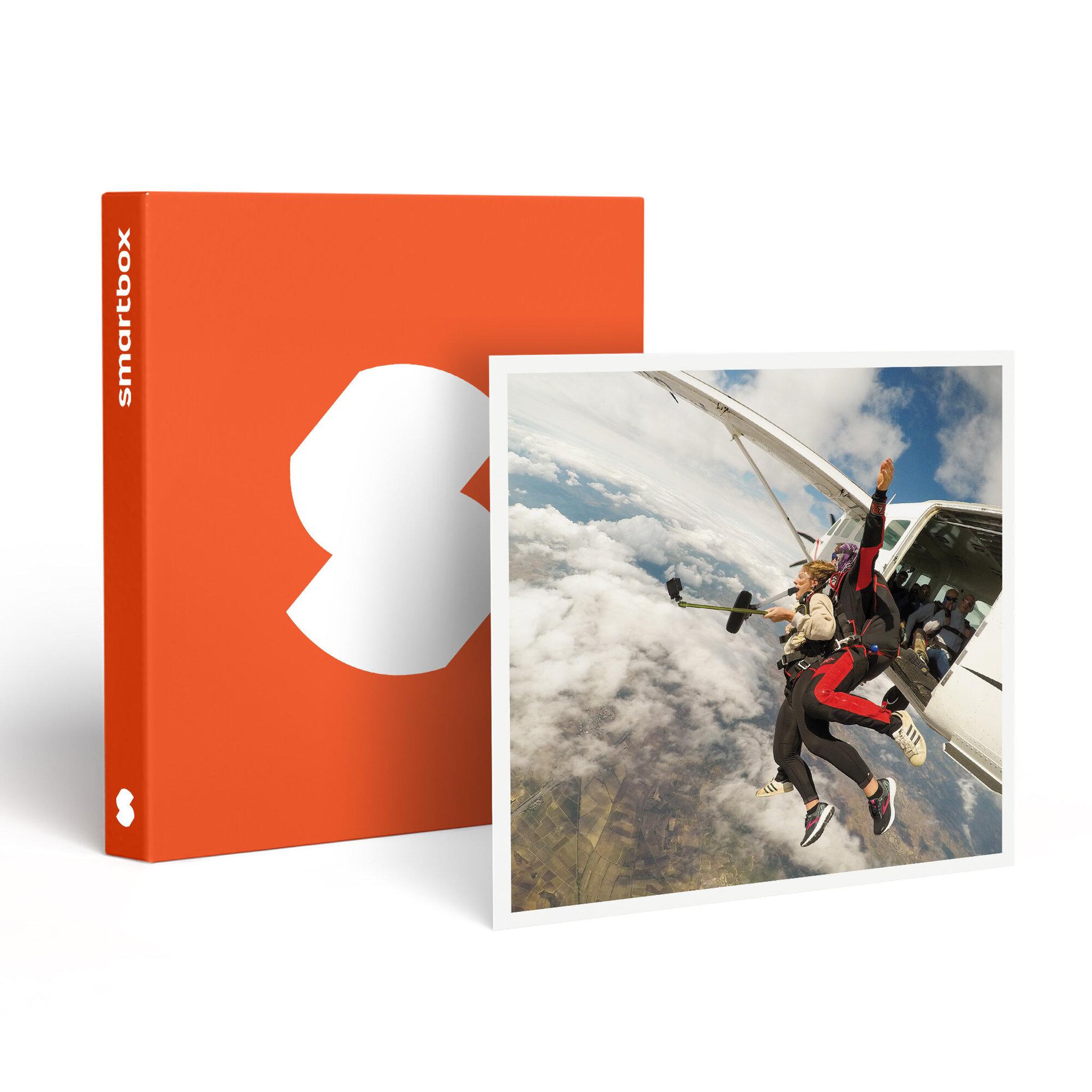 Smartbox Saut en parachute tandem pour 2 personnes - coffret cadeau sport & aventure