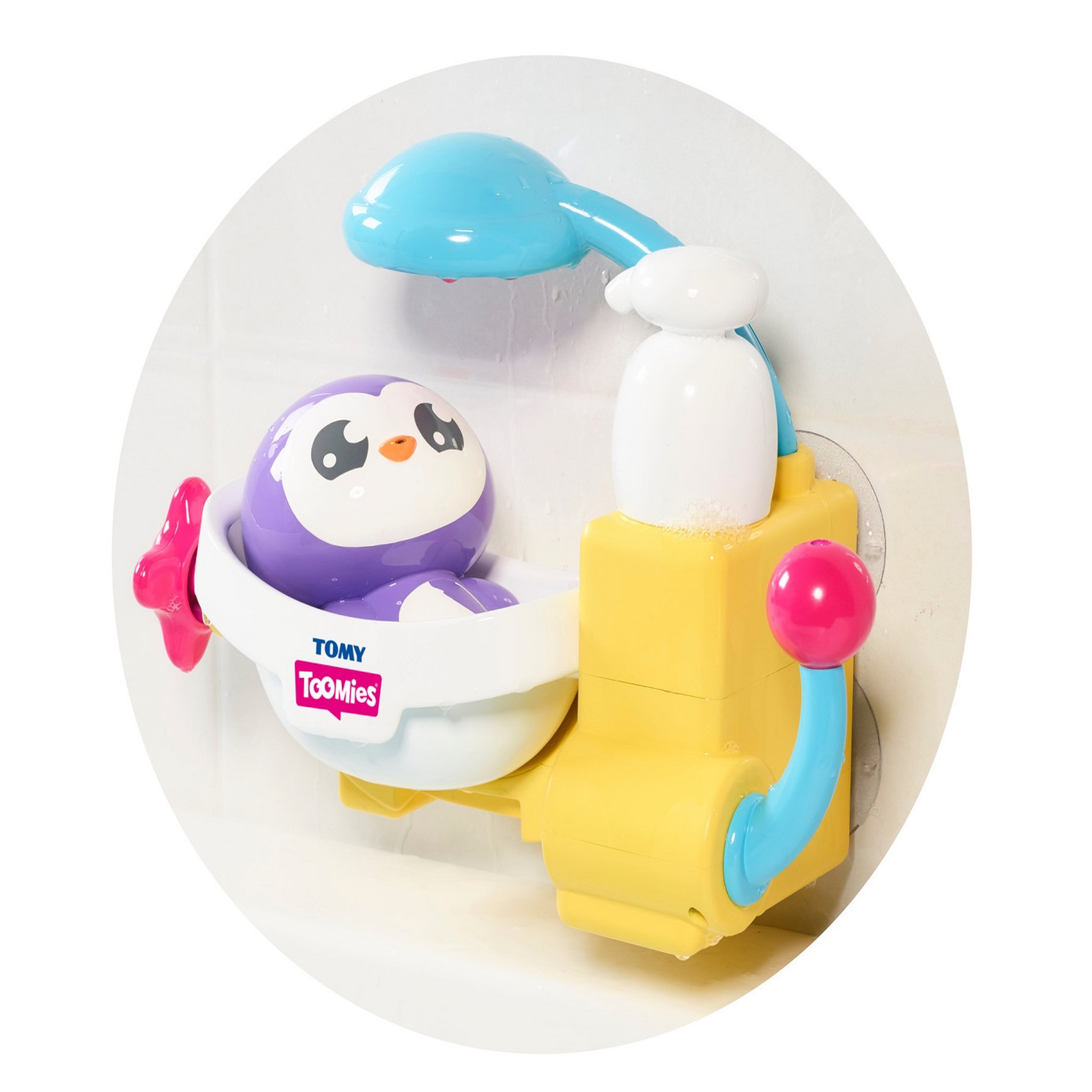Voir la diapositive 2 : TOMY Mon pingouin baigneur 