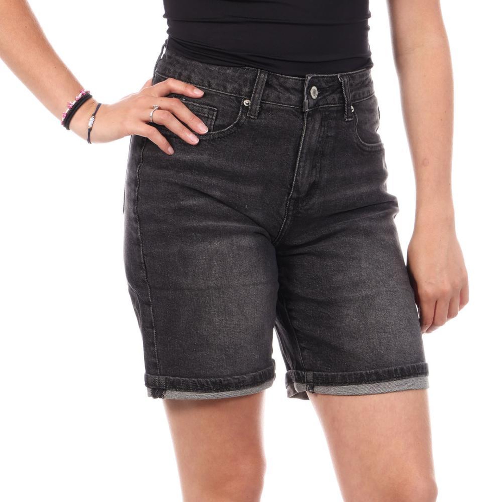 MONDAY PREMIUM Short Noir Femme Monday Premium 697. Coloris disponibles : Noir