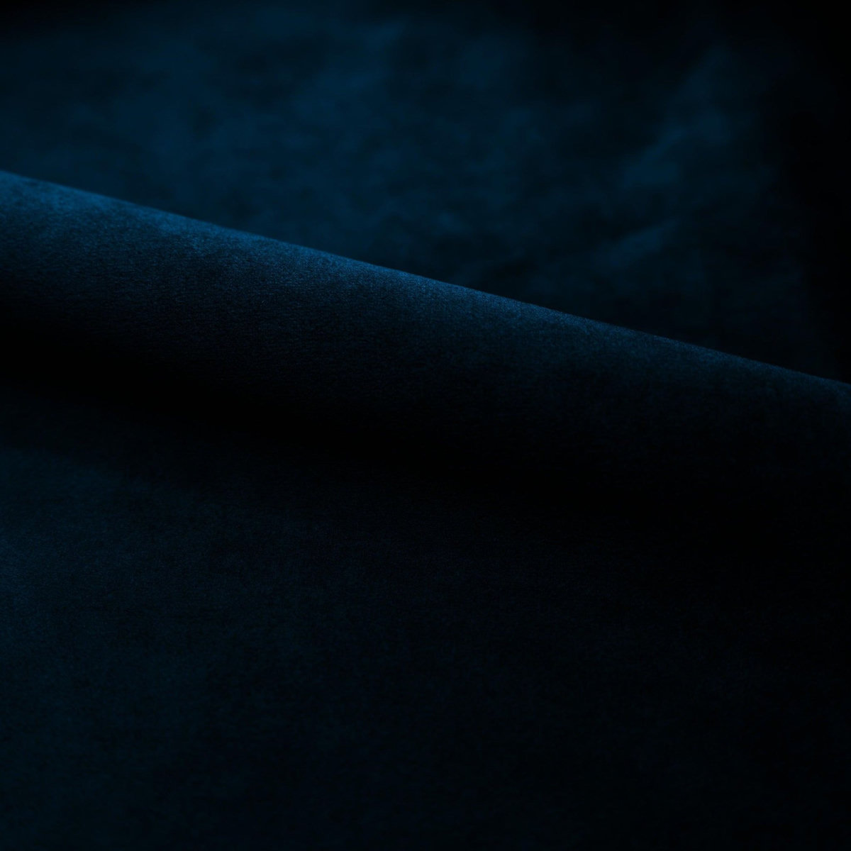 Rendez vous déco Lot de 2 chaises en bois foncé et velours vert - Nico